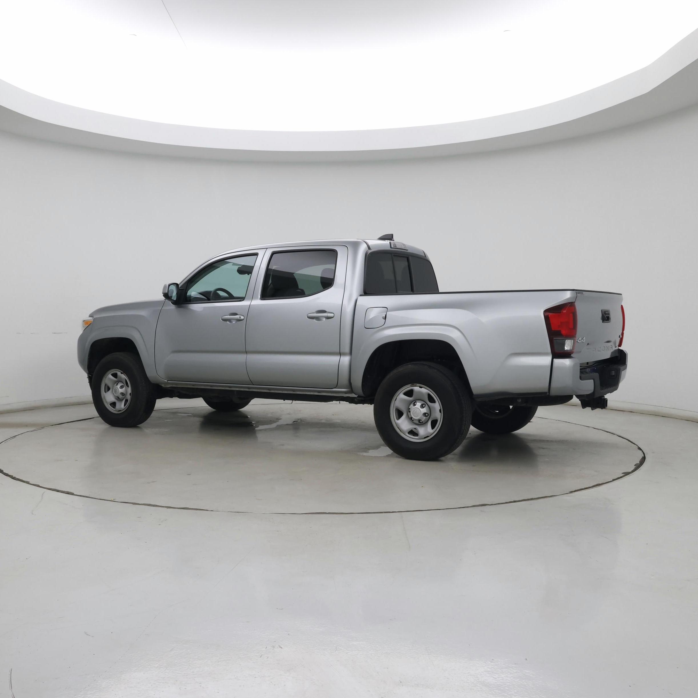 Thumbnail: 2023 Toyota Tacoma - 3