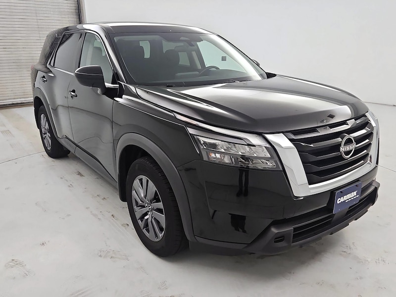 2023 Nissan Pathfinder S