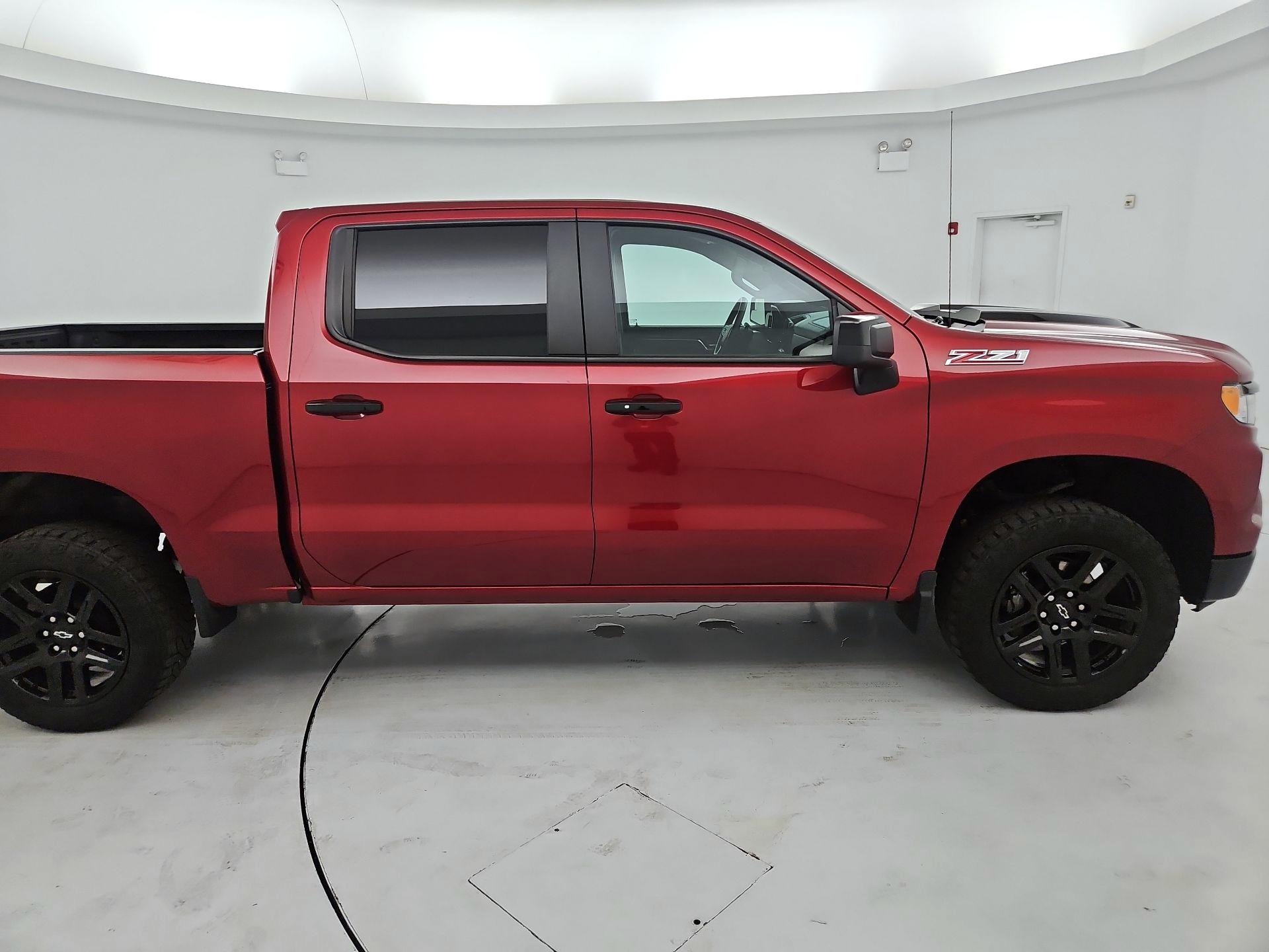 Thumbnail: 2023 Chevrolet Silverado 1500 - 4