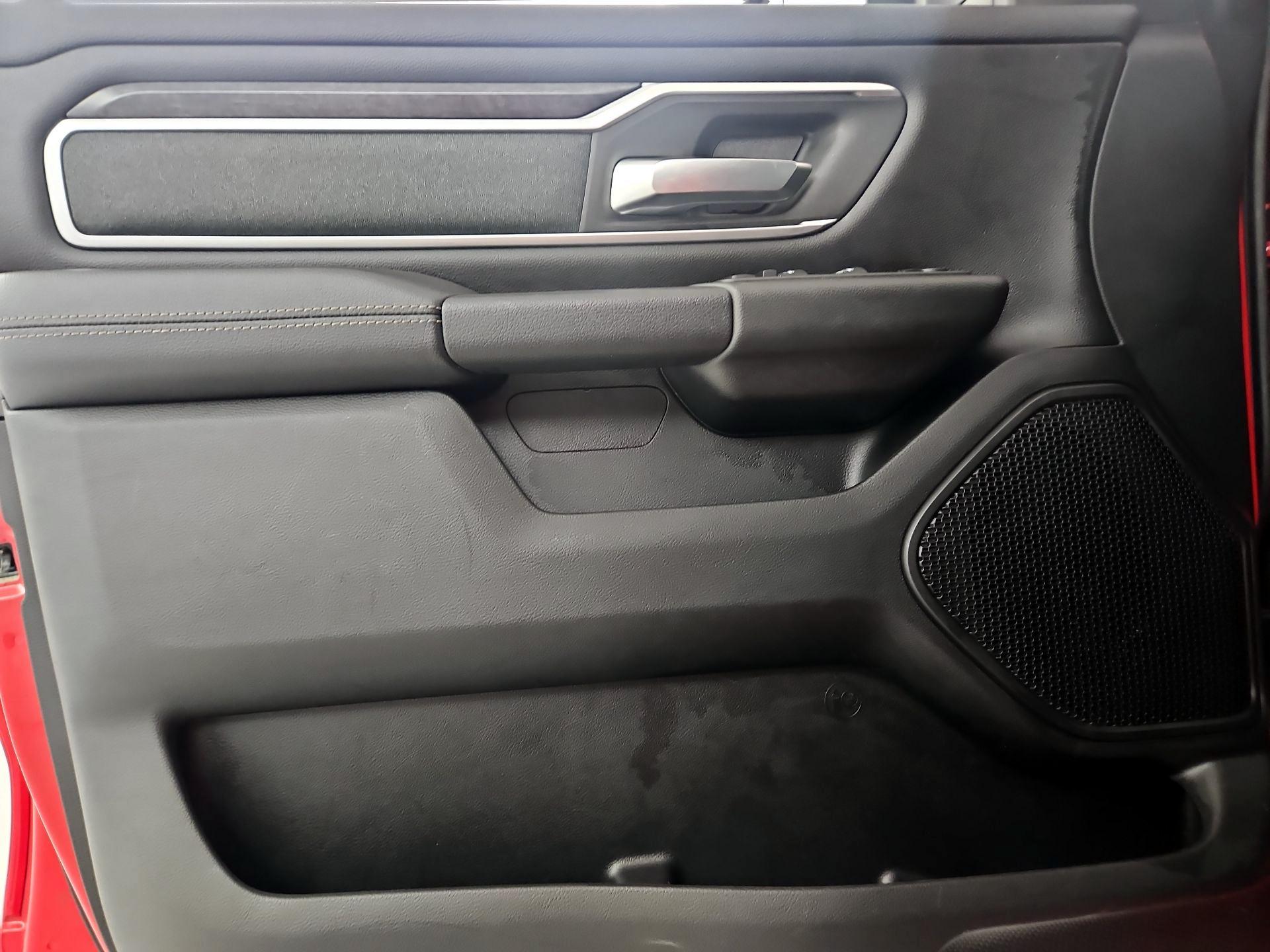 Thumbnail: 2023 RAM 1500 - 10