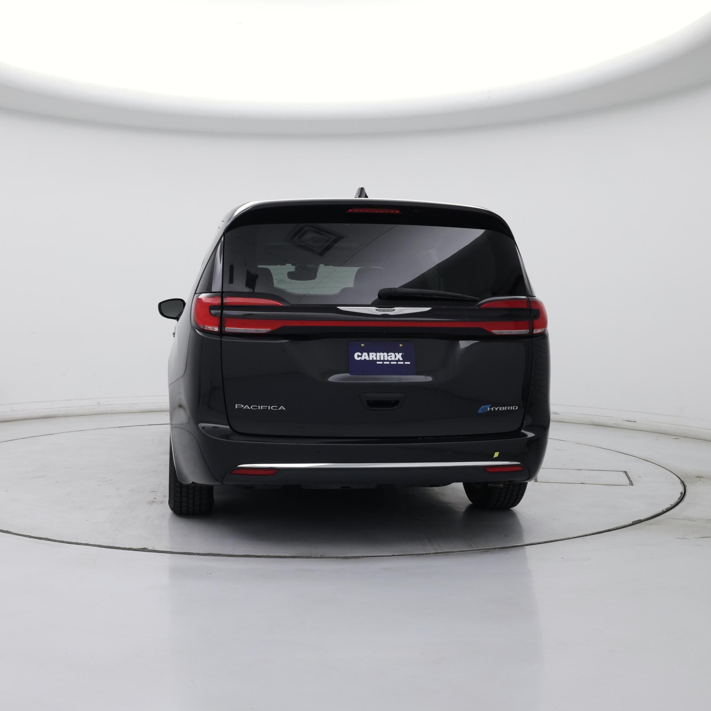 Thumbnail: 2023 Chrysler Pacifica - 6