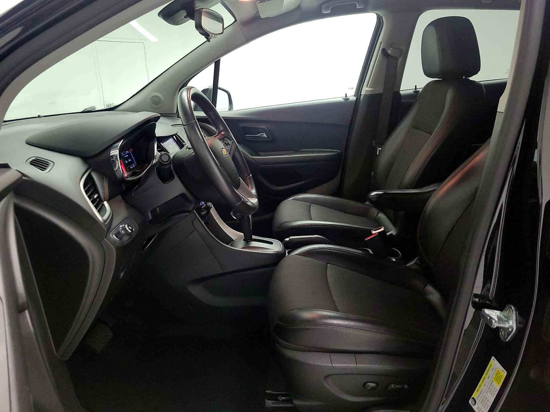 Thumbnail: 2021 Chevrolet Trax - 11