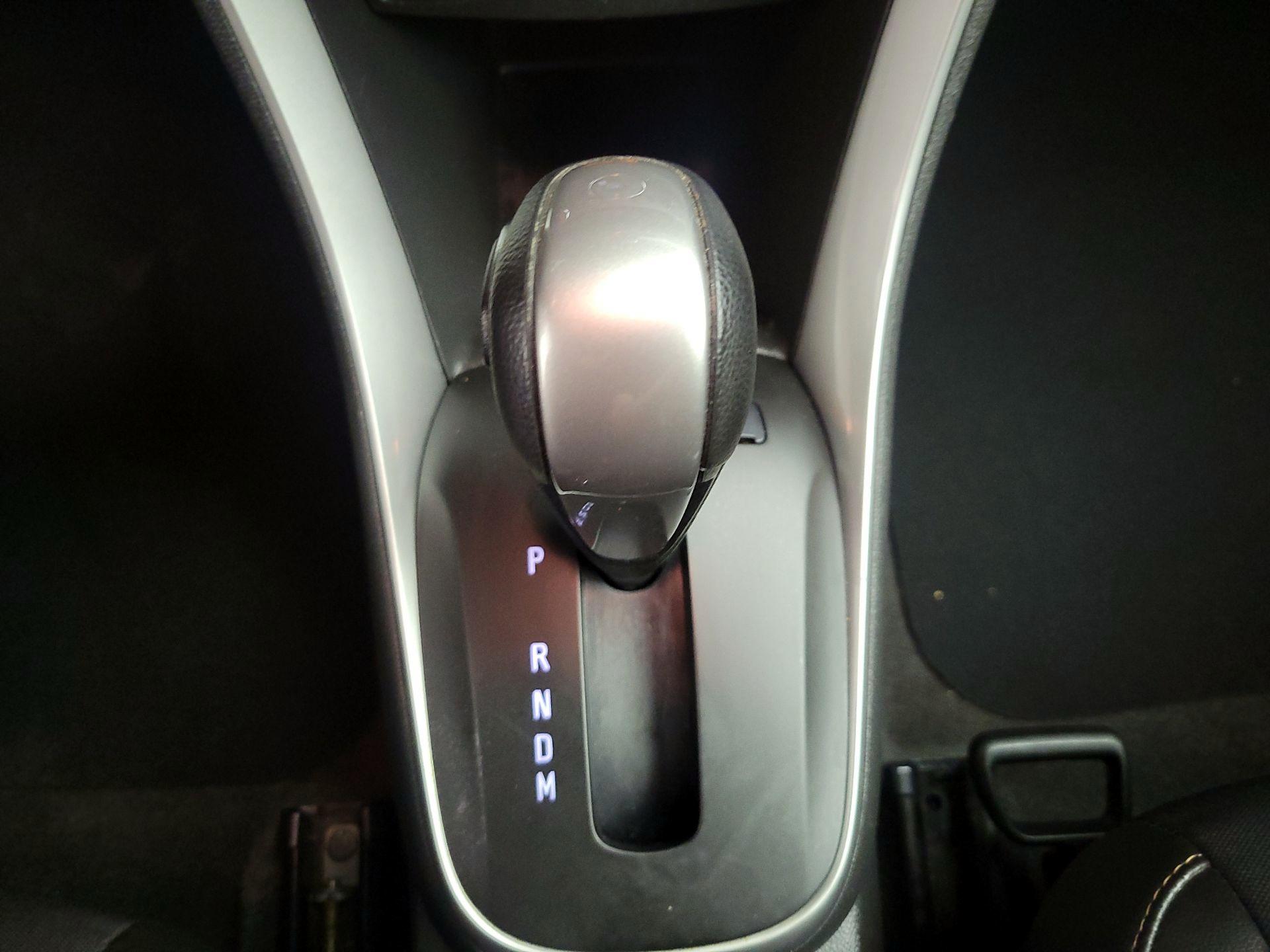 Thumbnail: 2021 Chevrolet Trax - 15
