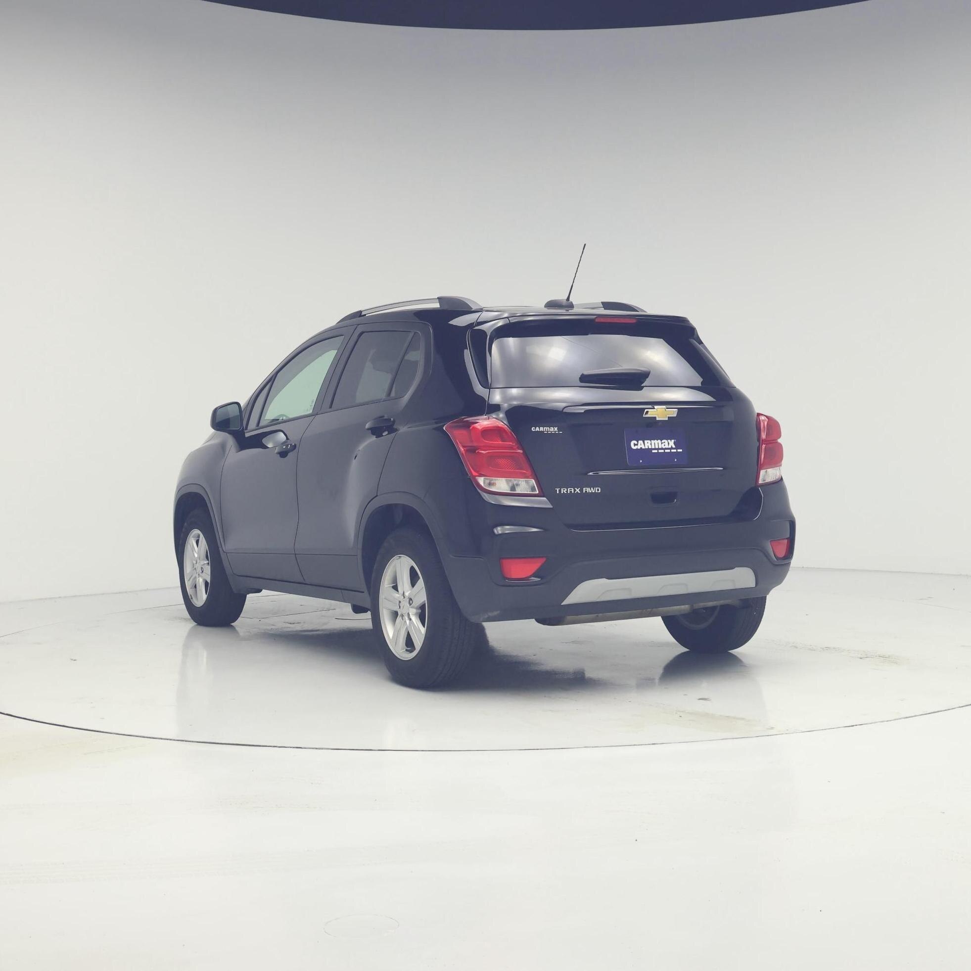 Thumbnail: 2021 Chevrolet Trax - 2