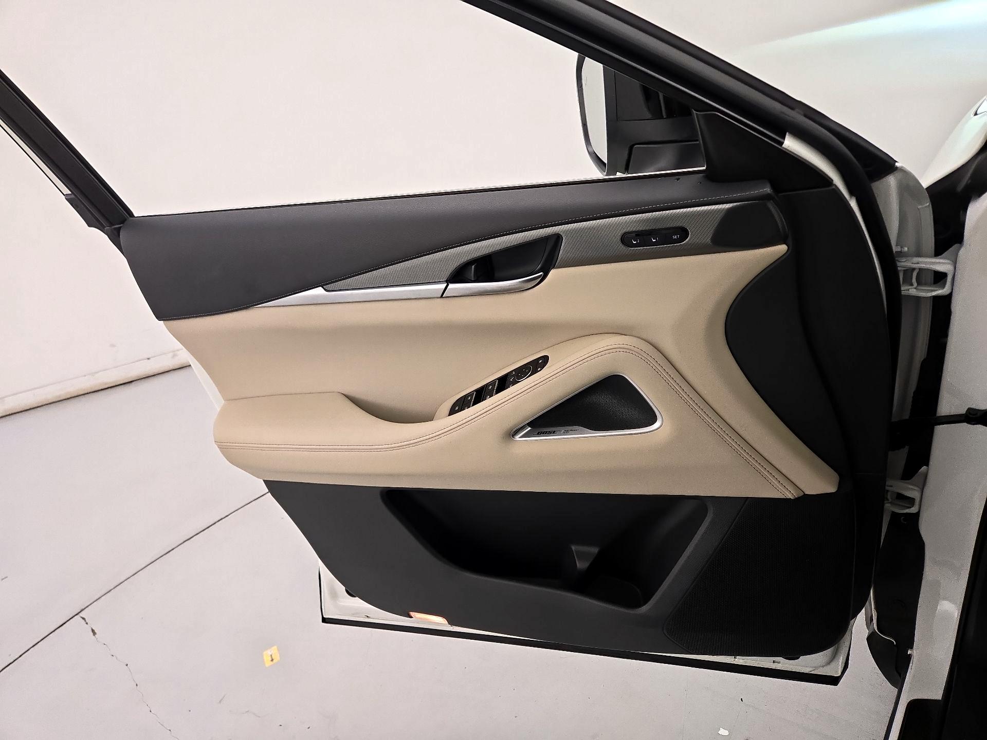Thumbnail: 2023 INFINITI QX60 - 12