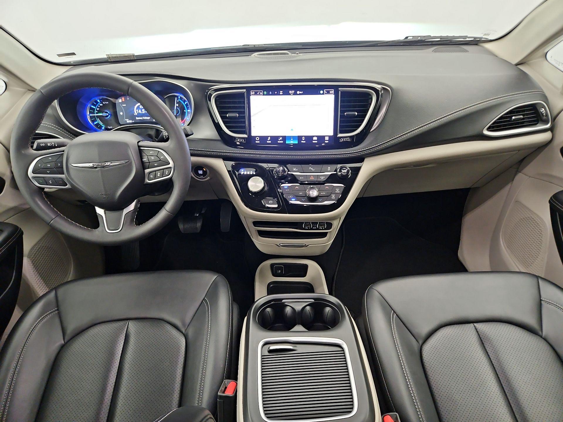 Thumbnail: 2024 Chrysler Pacifica - 9