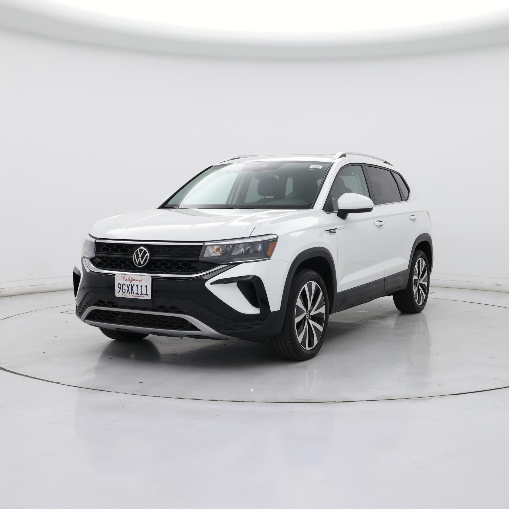 Thumbnail: 2023 Volkswagen Taos - 4
