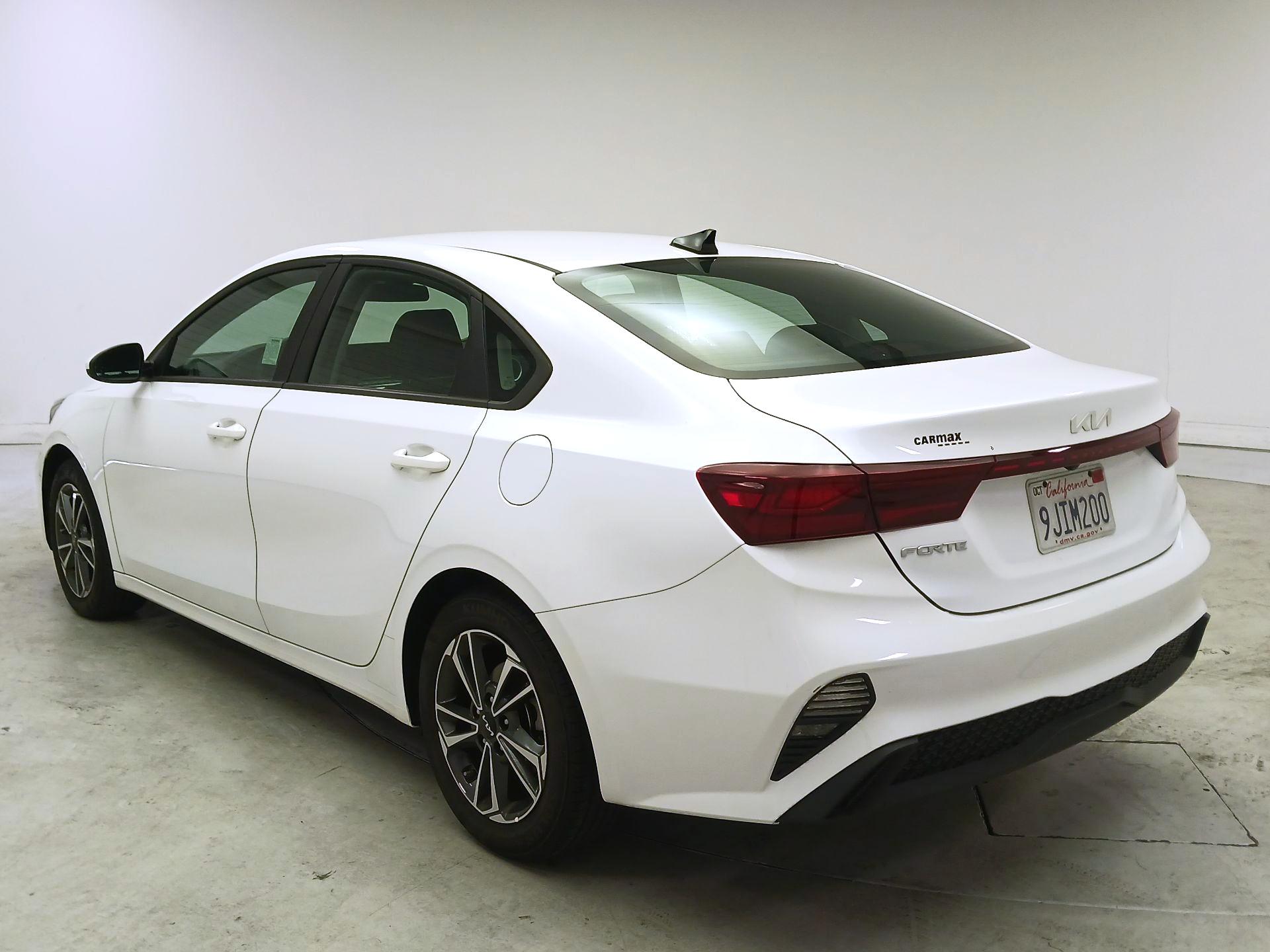 Thumbnail: 2023 Kia Forte - 7