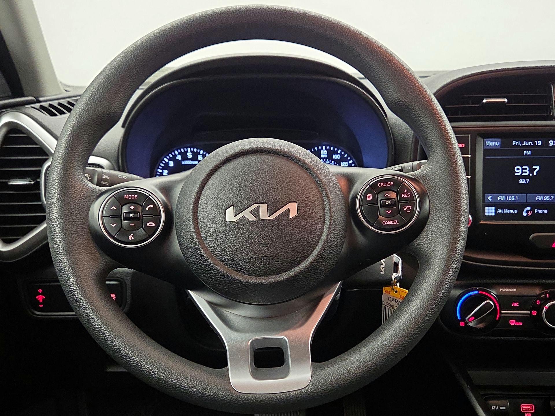 Thumbnail: 2022 Kia Soul - 10