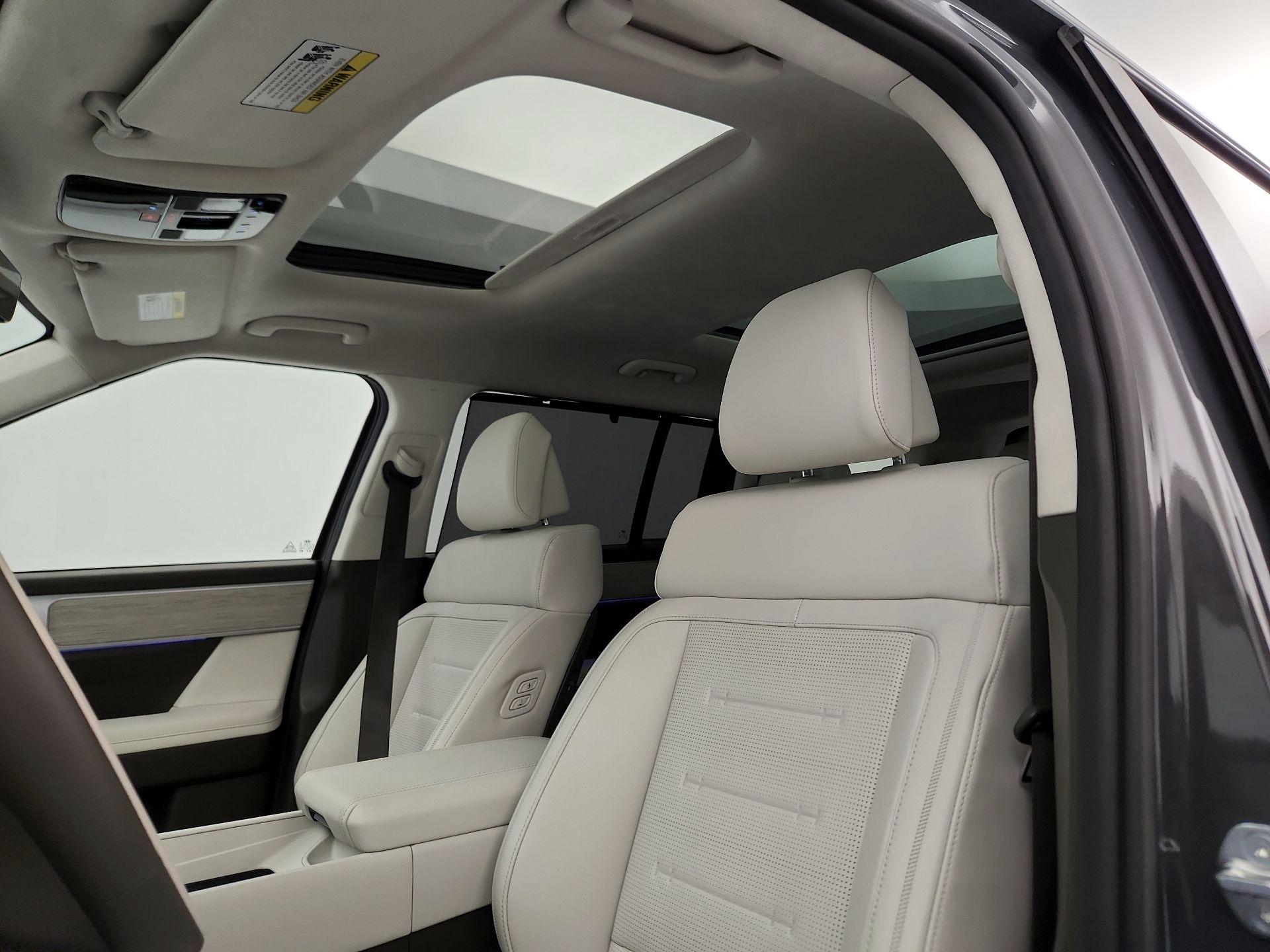 Thumbnail: 2024 Hyundai Santa Fe - 20