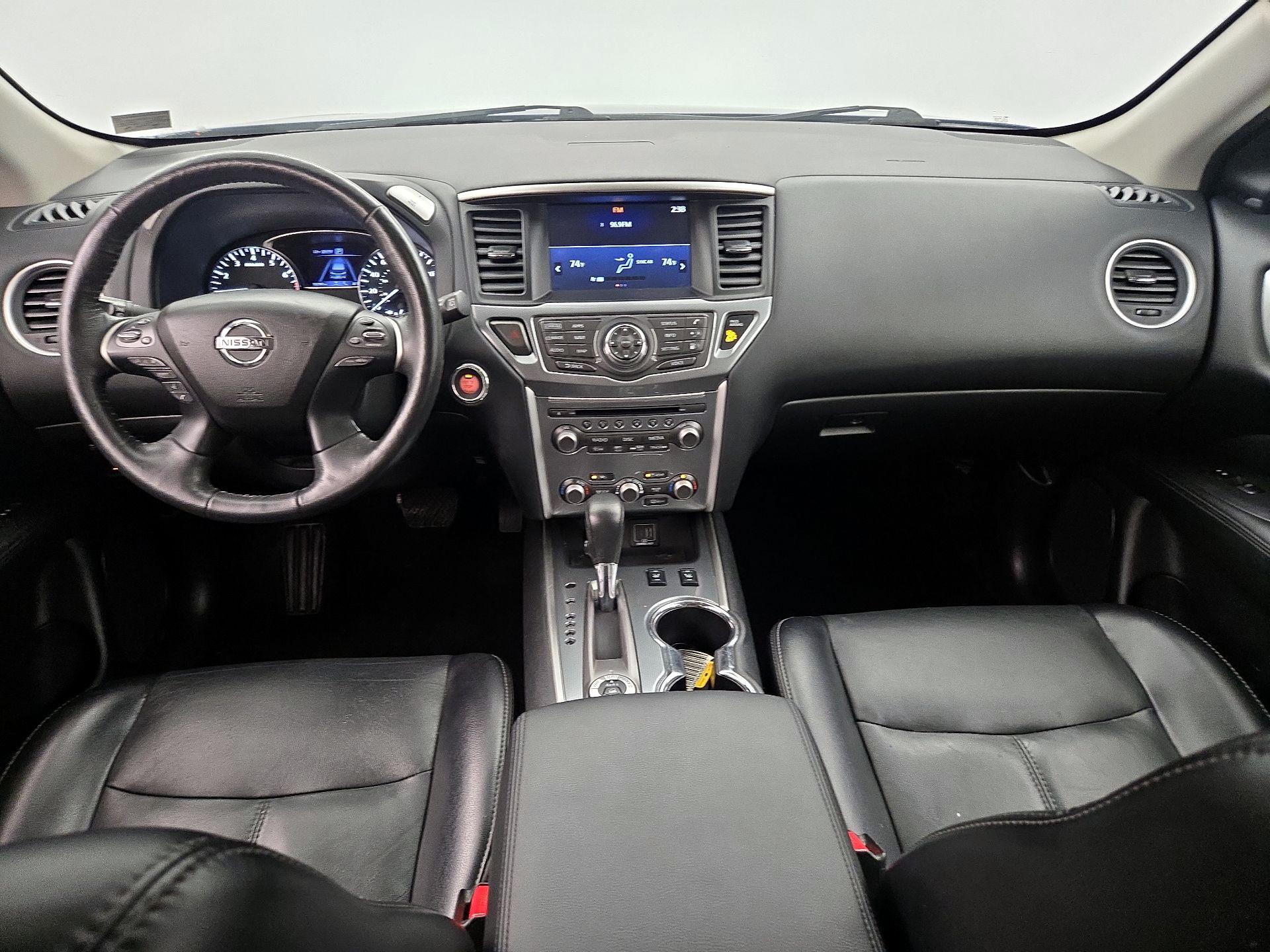 Thumbnail: 2020 Nissan Pathfinder - 9
