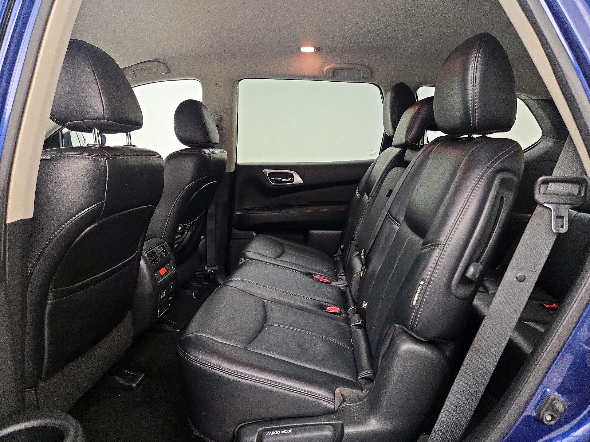 Thumbnail: 2020 Nissan Pathfinder - 20