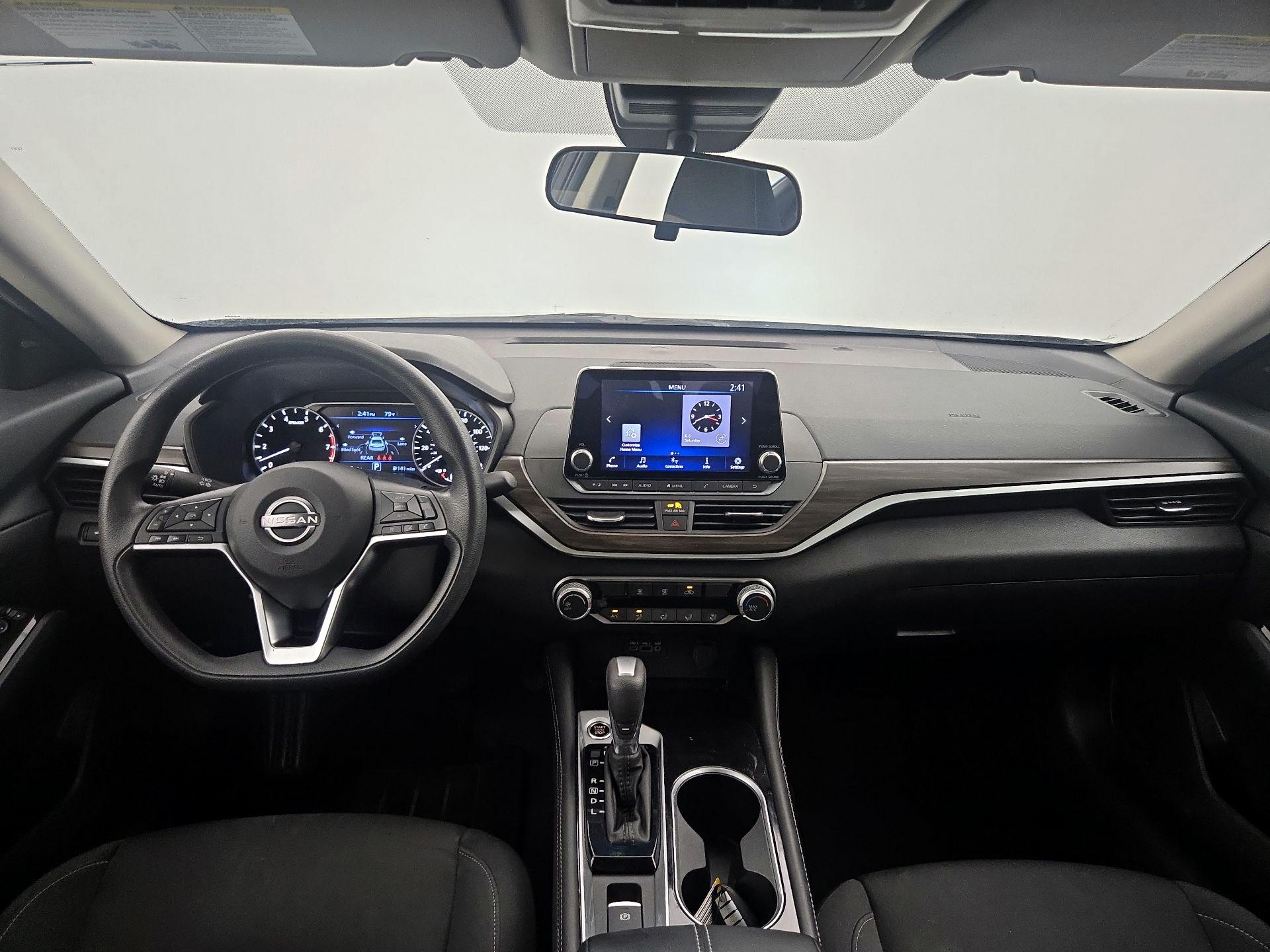 Thumbnail: 2023 Nissan Altima - 9