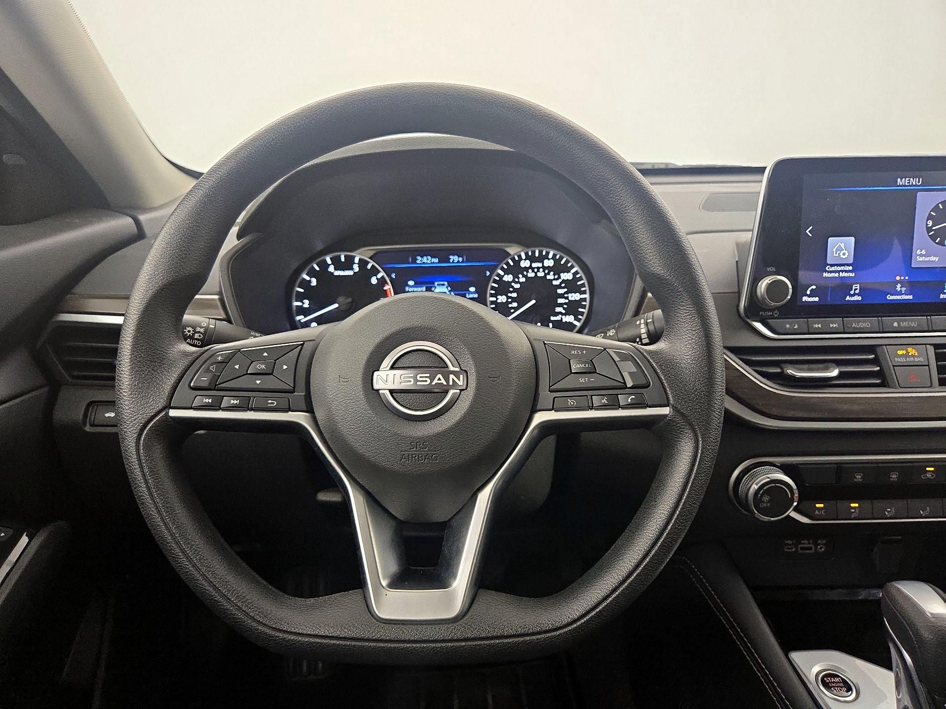 Thumbnail: 2023 Nissan Altima - 10