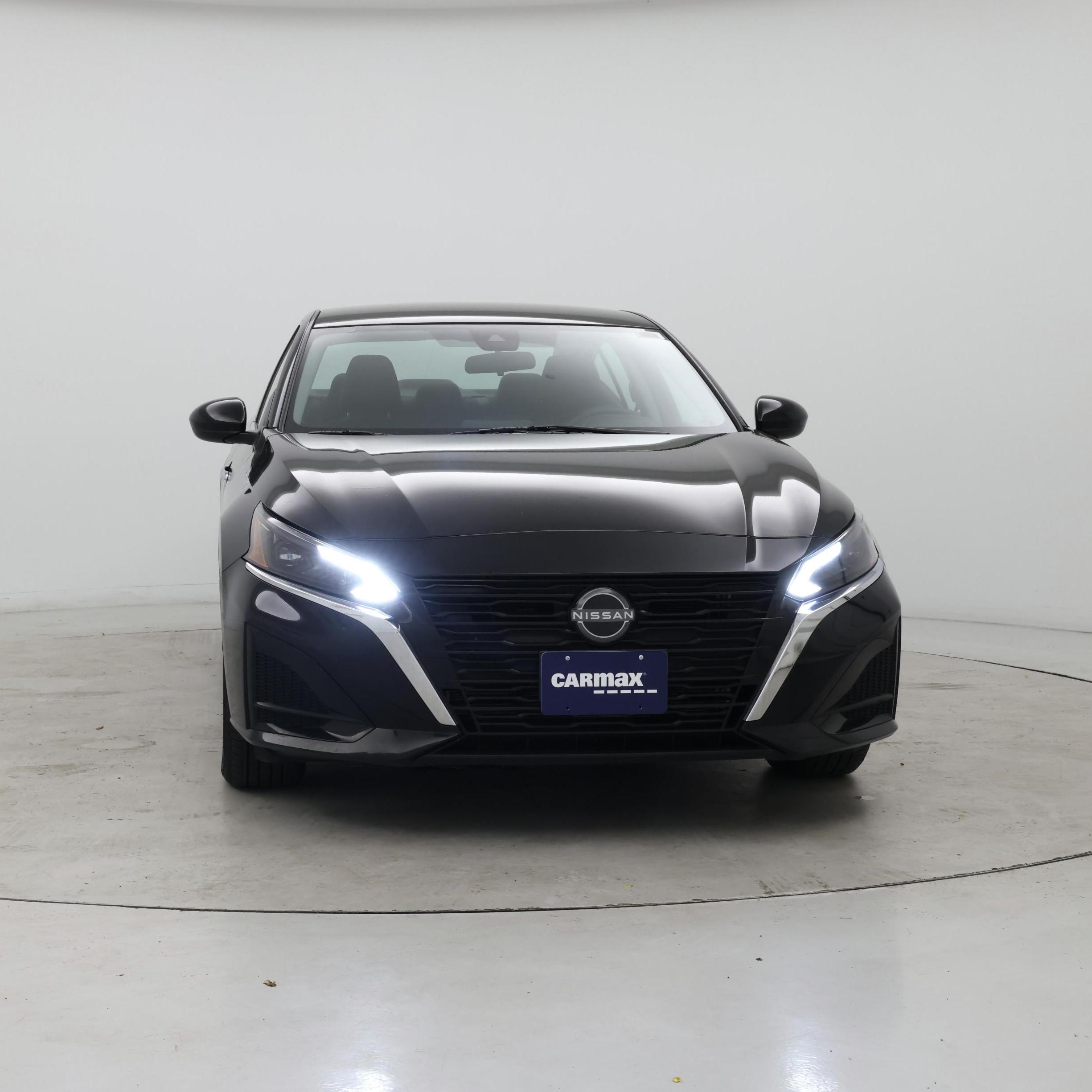 Thumbnail: 2023 Nissan Altima - 5