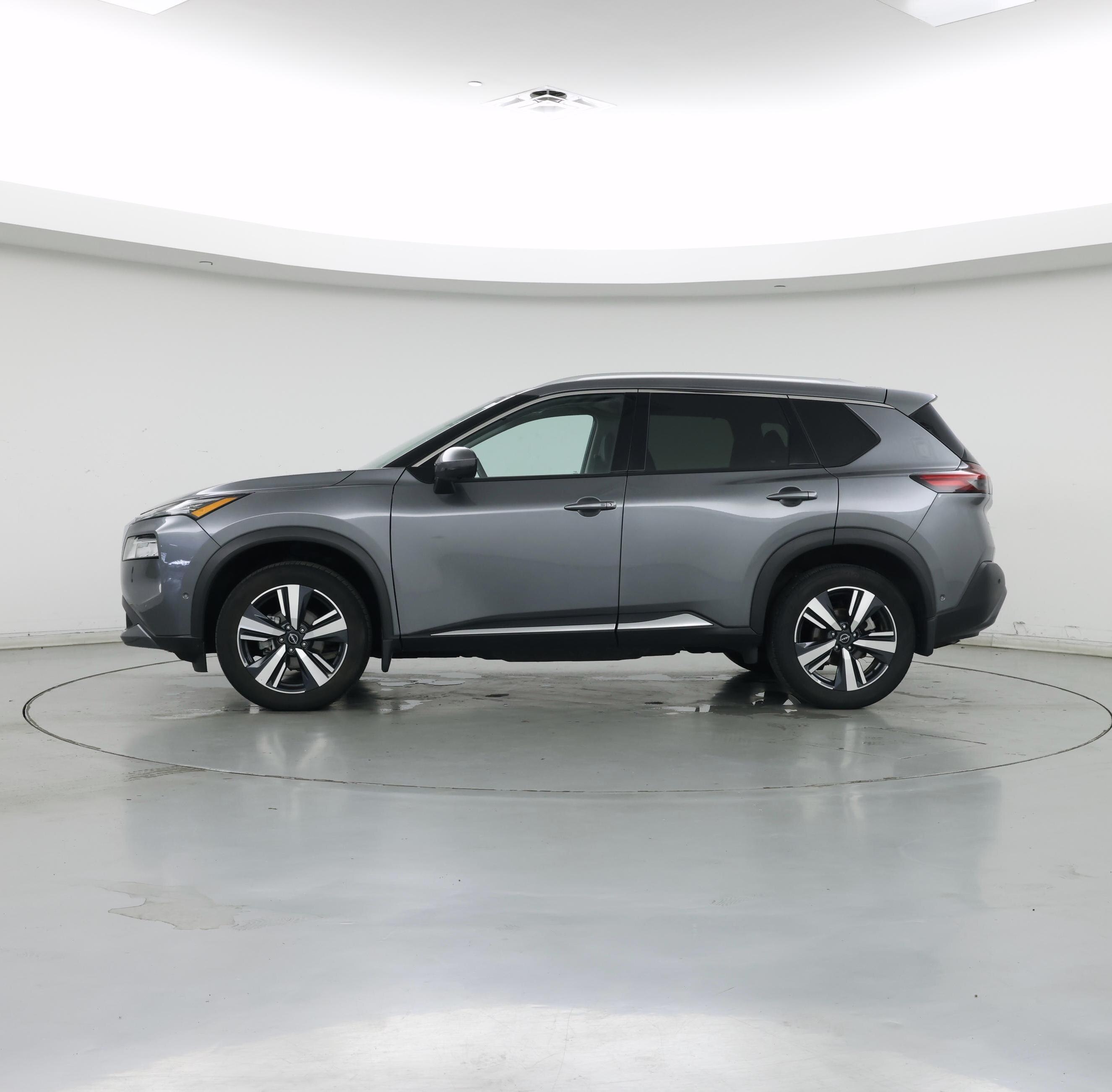 Thumbnail: 2023 Nissan Rogue - 3