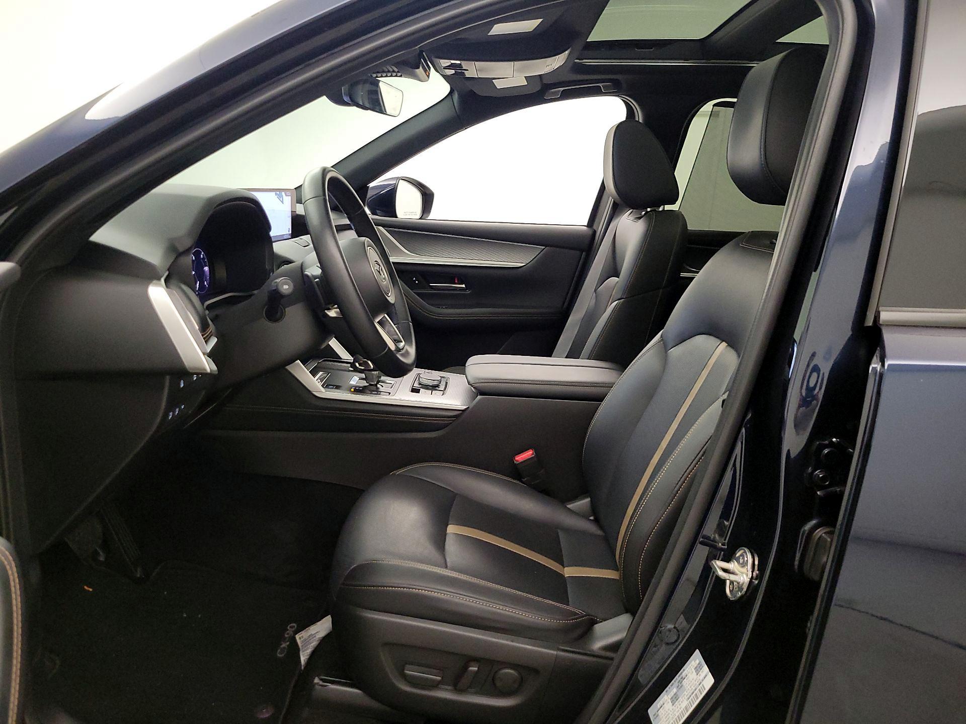 Thumbnail: 2024 Mazda CX-90 - 11