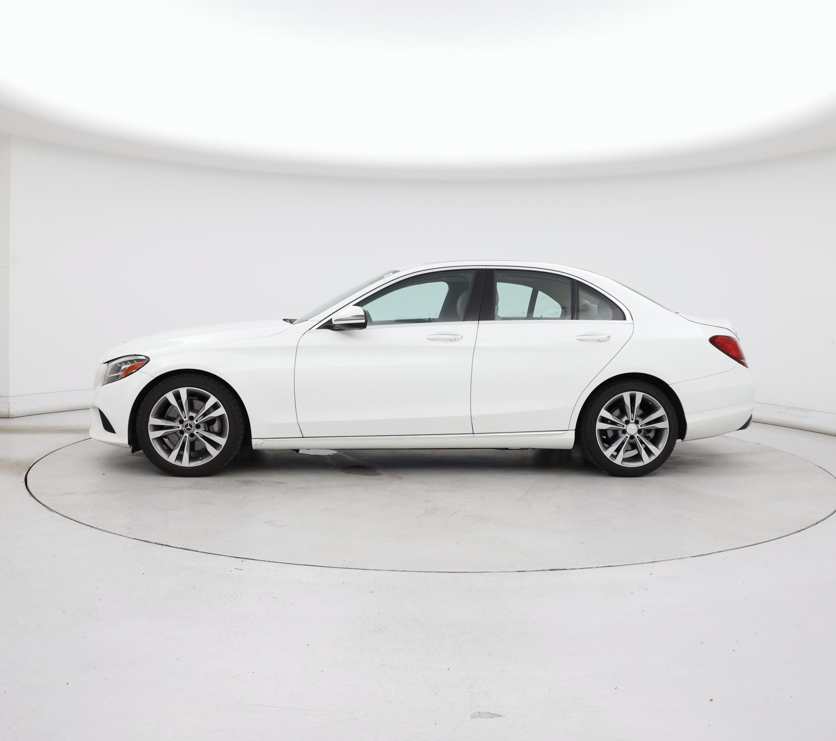 Thumbnail: 2019 Mercedes-Benz C-Class - 3