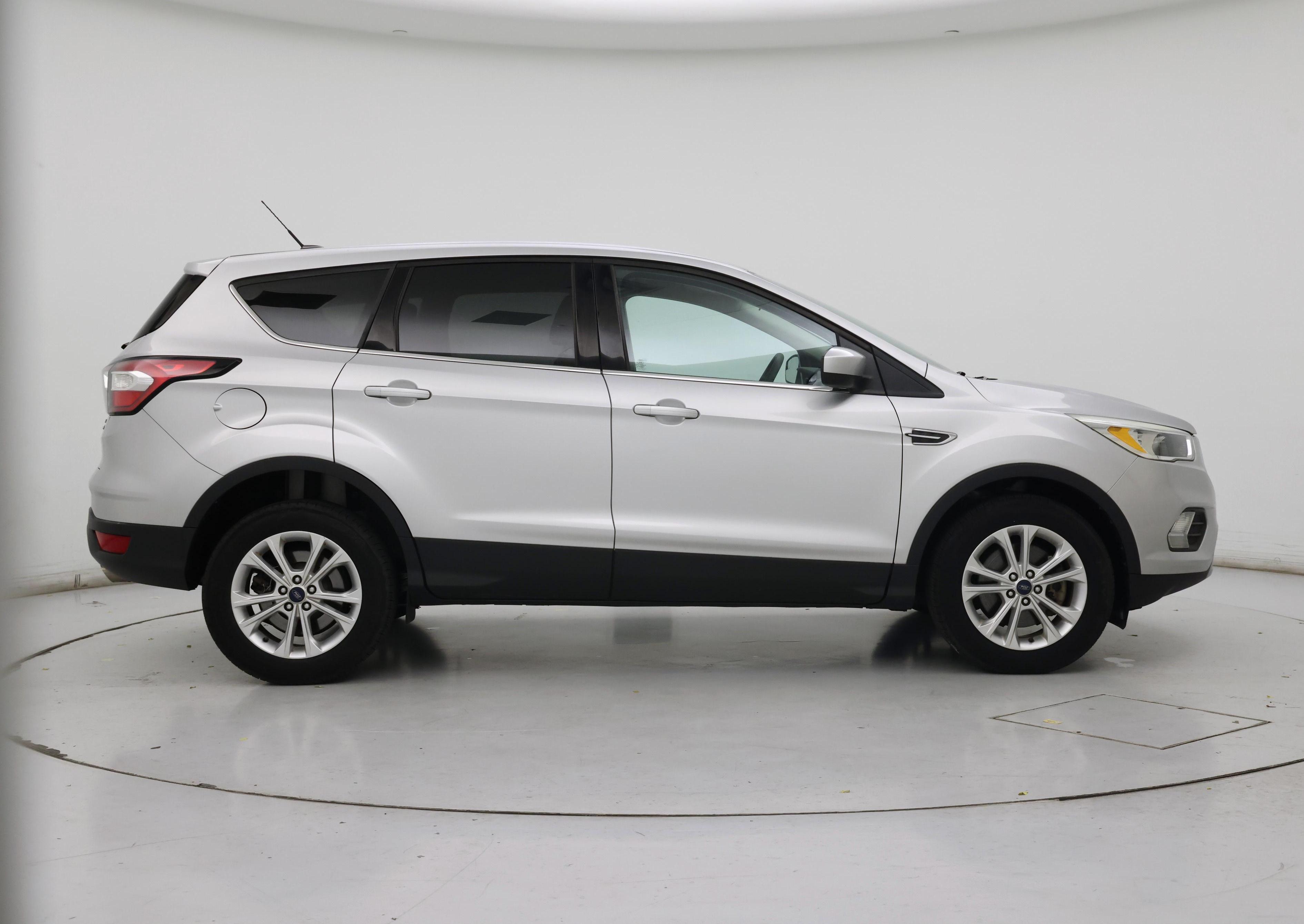 Thumbnail: 2017 Ford Escape - 7