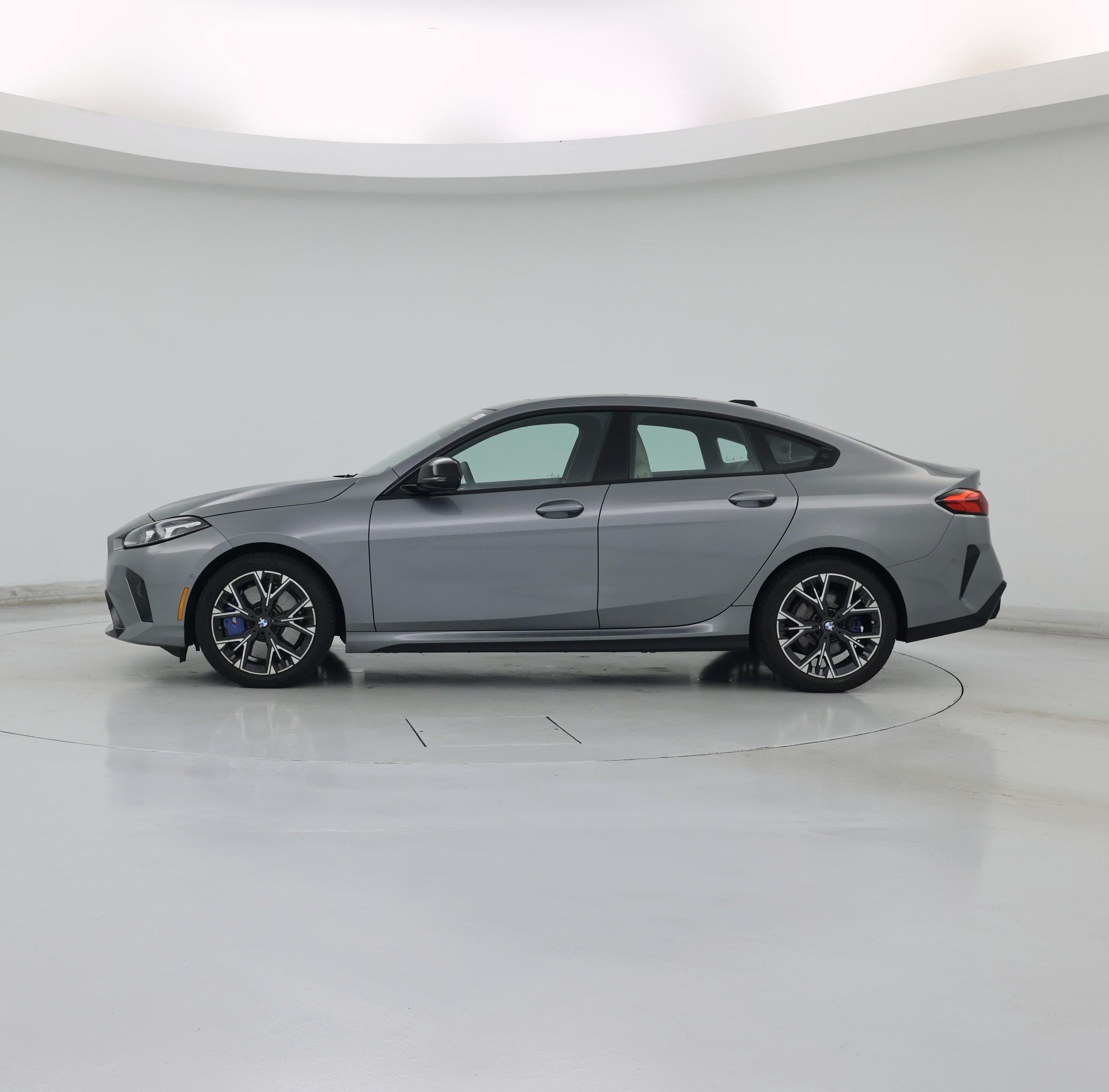 Thumbnail: 2026 BMW 2 Series - 3