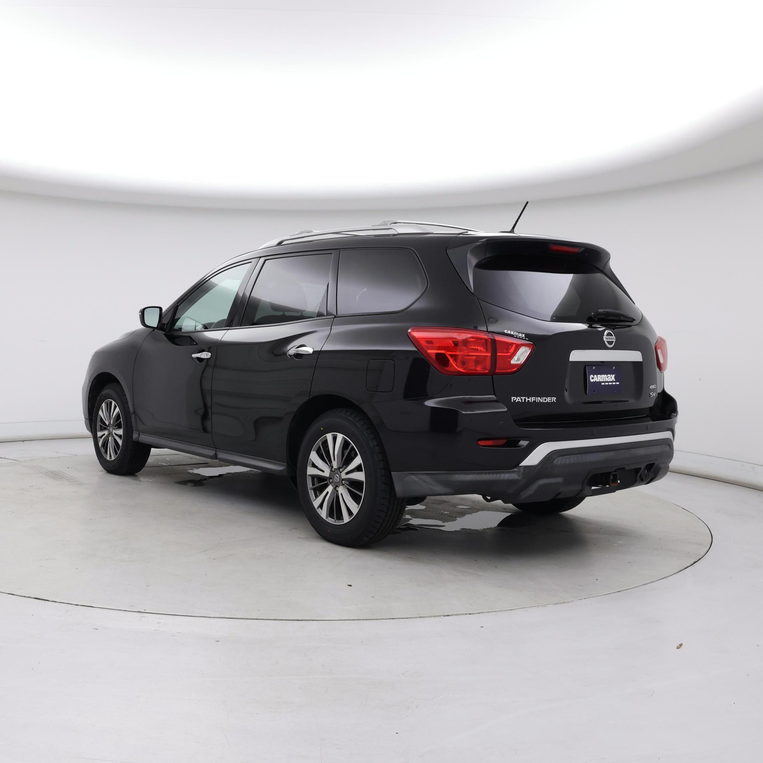 Thumbnail: 2018 Nissan Pathfinder - 2
