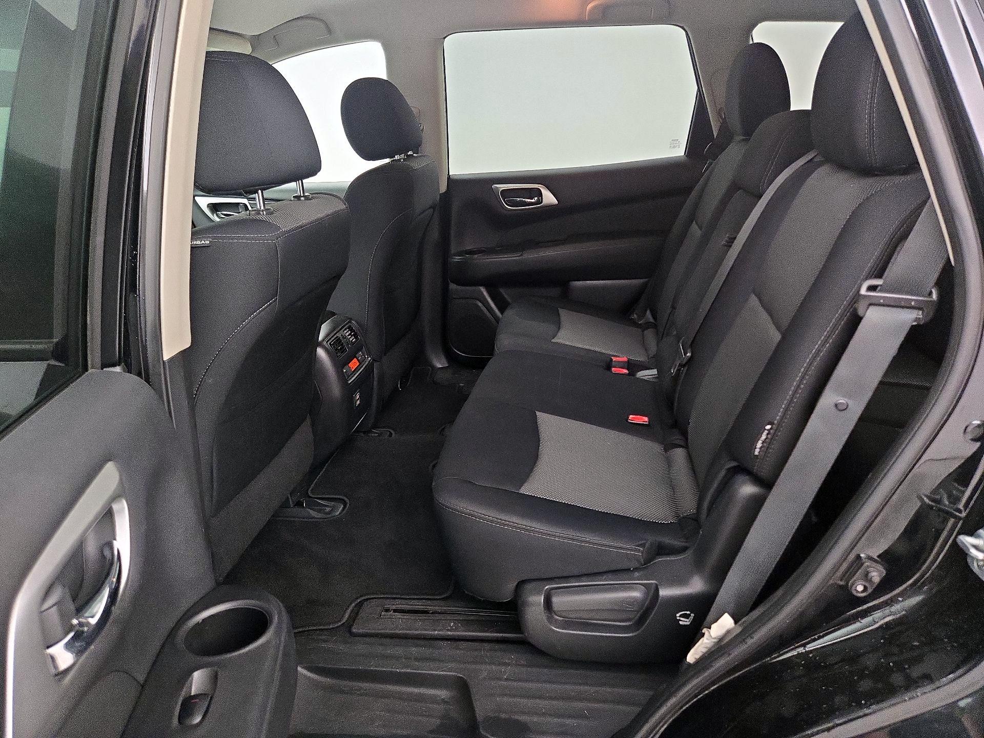 Thumbnail: 2018 Nissan Pathfinder - 20