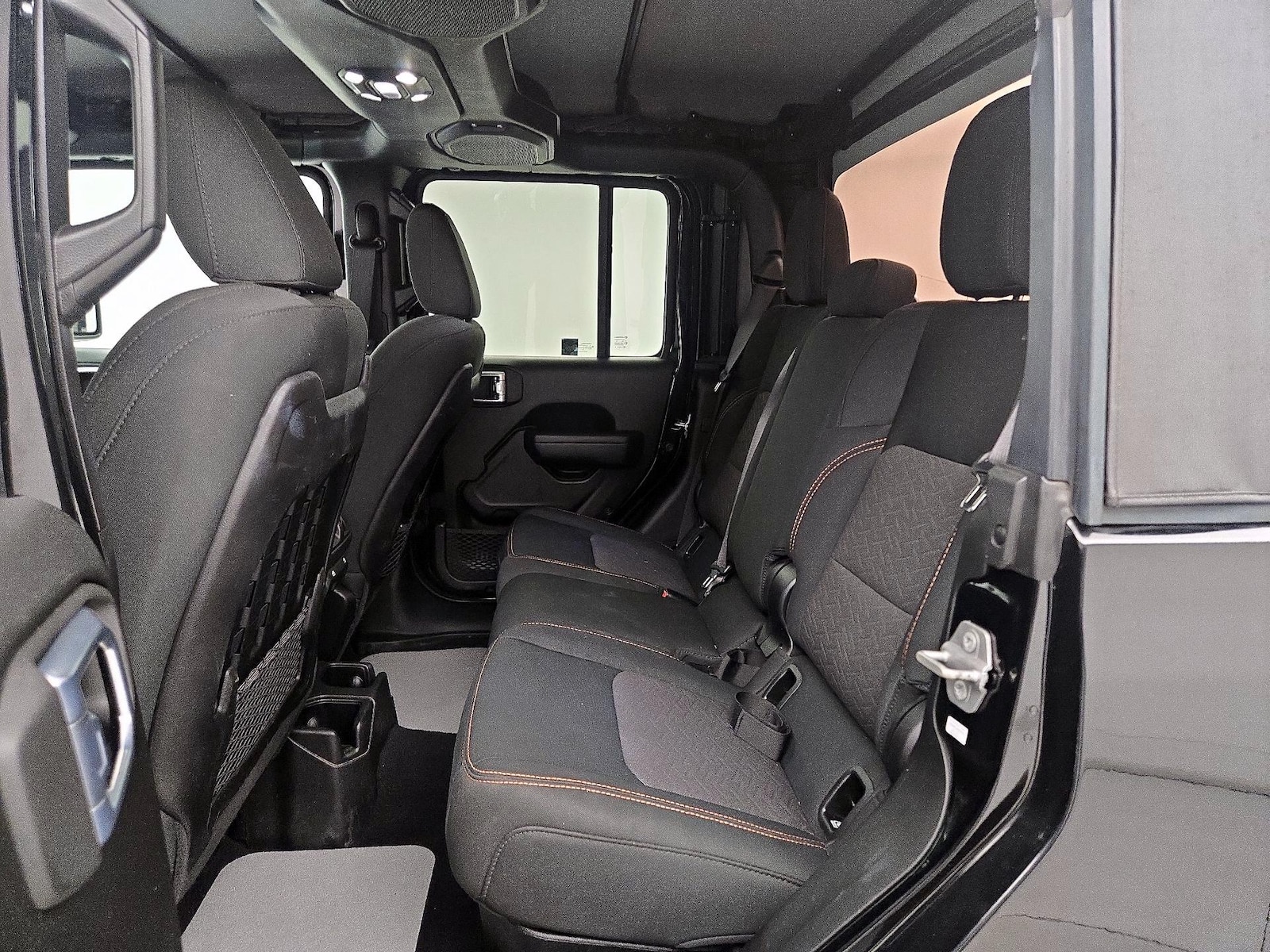 2022 Jeep Gladiator Mojave - Photo 21
