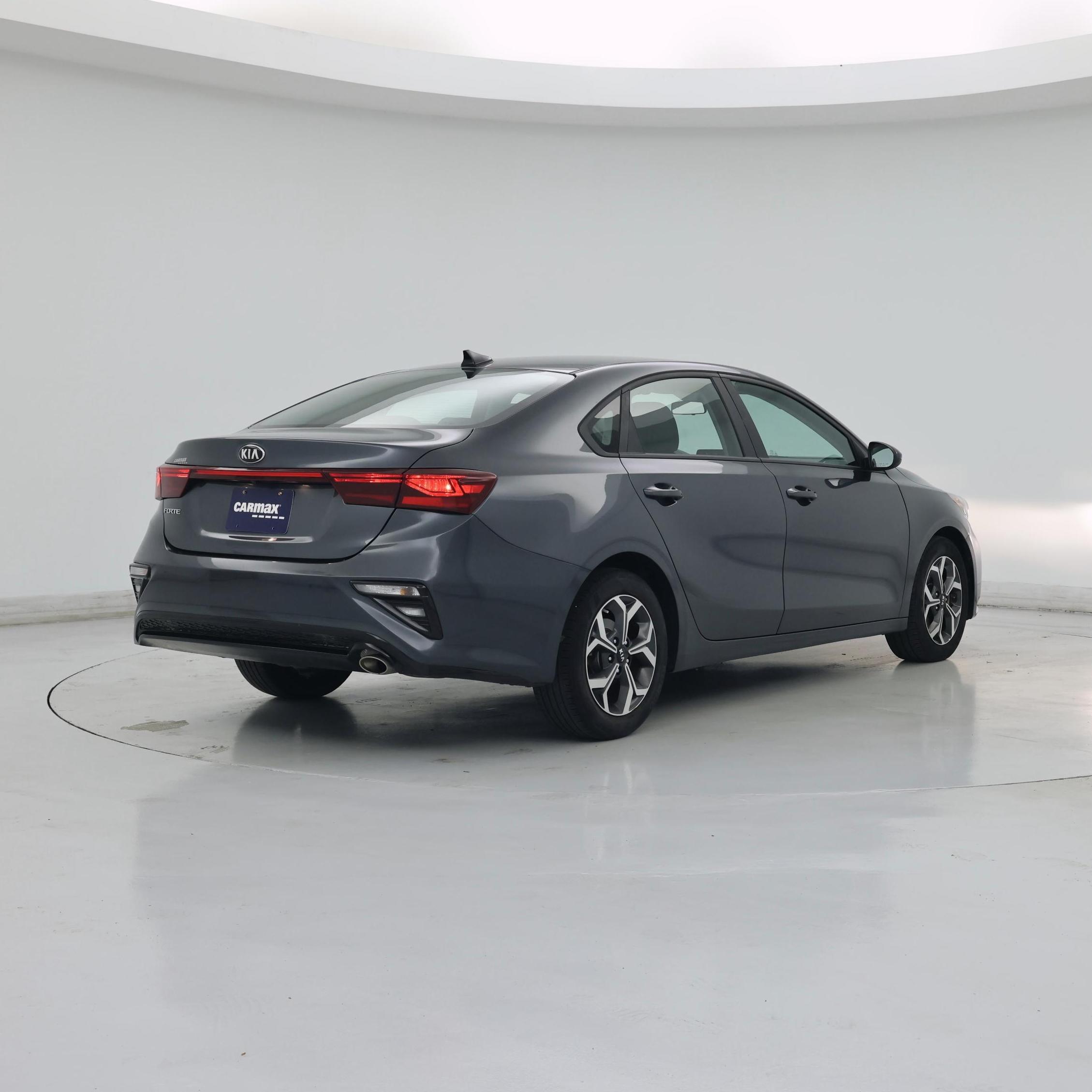 Thumbnail: 2020 Kia Forte - 8