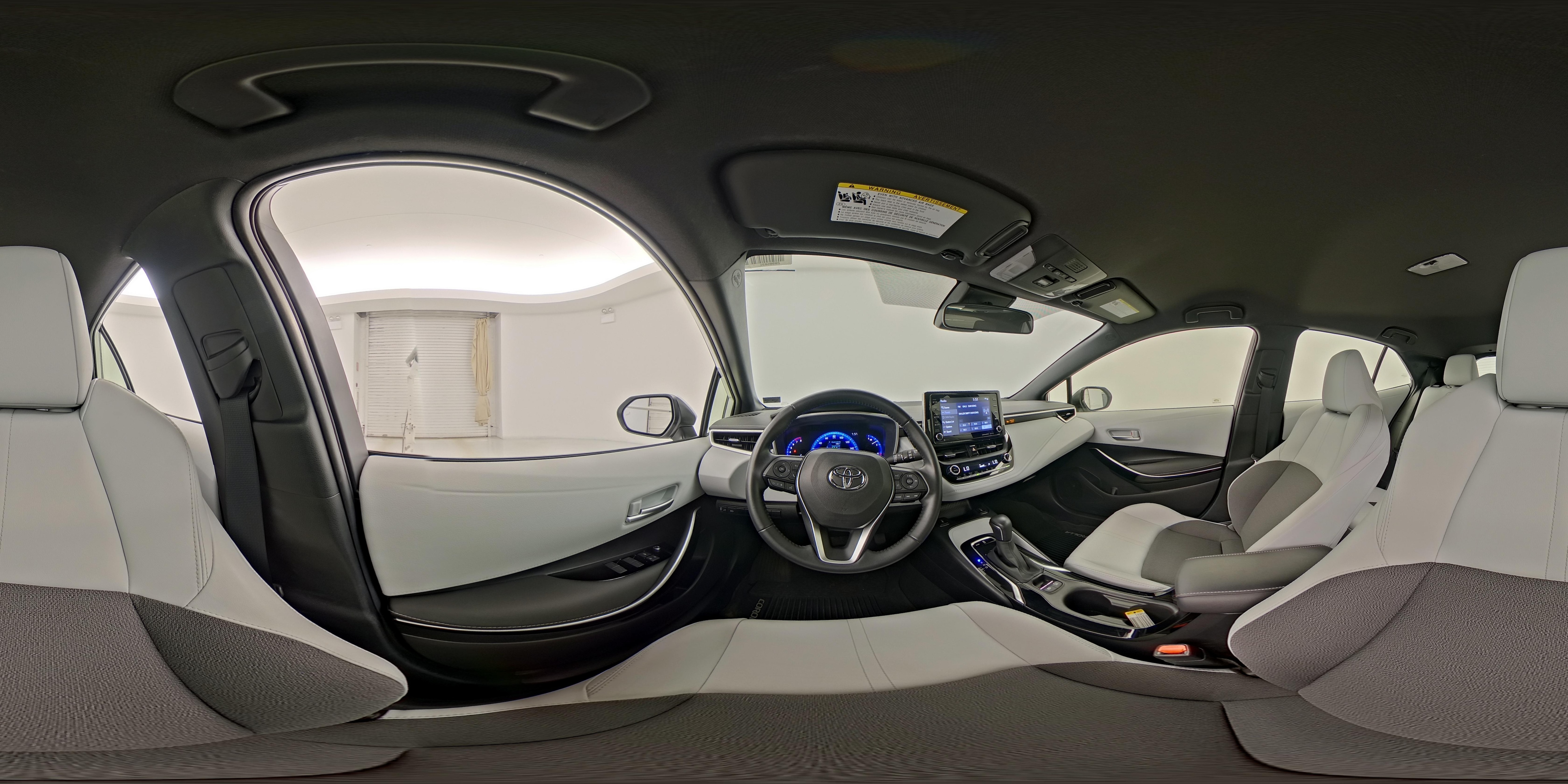 2021 Toyota Corolla Hatchback XSE - Photo 26