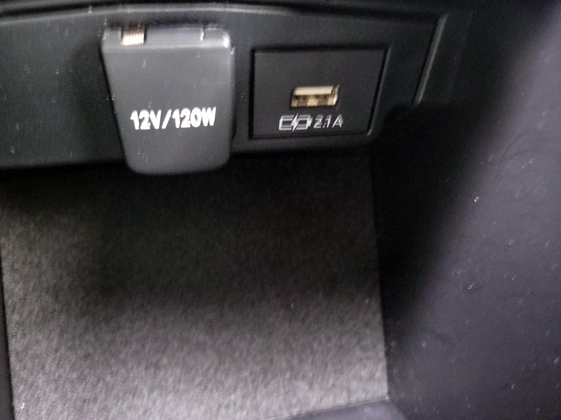Thumbnail: 2021 Toyota Corolla - 18