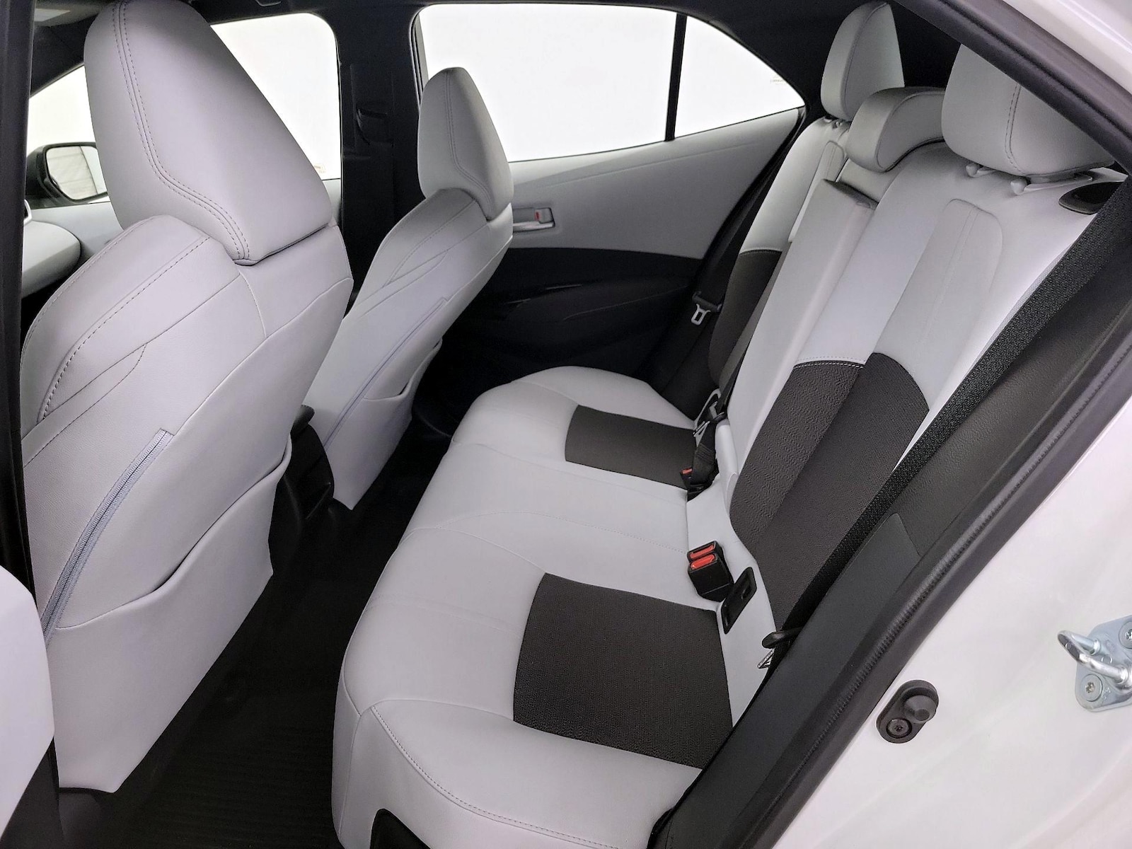 2021 Toyota Corolla Hatchback XSE - Photo 20