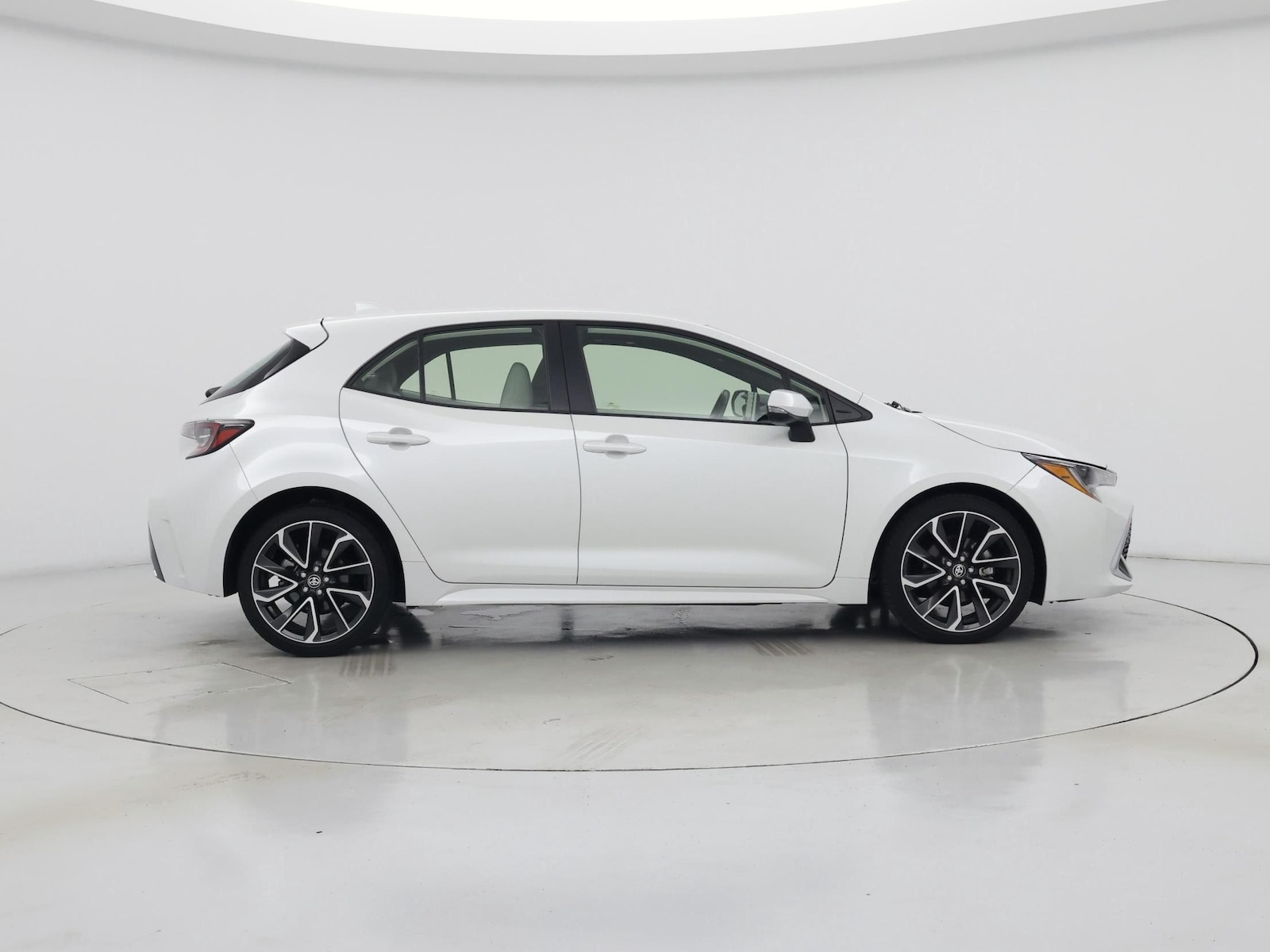2021 Toyota Corolla Hatchback XSE - Photo 8