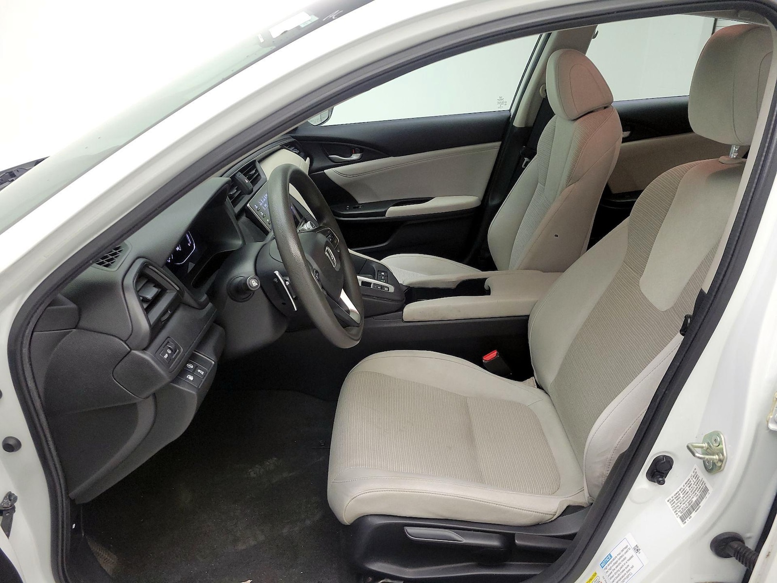 2020 Honda Insight EX - Photo 12