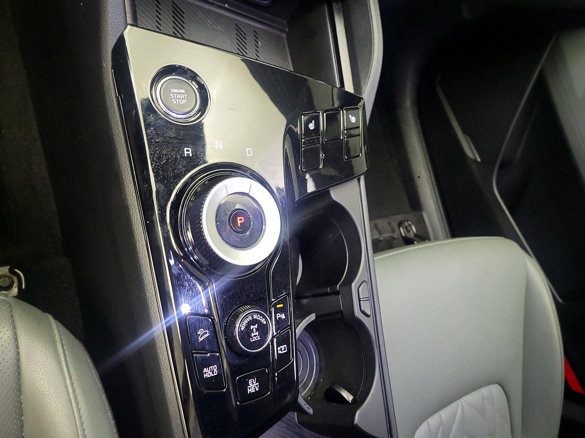 Thumbnail: 2025 Kia Sportage - 18