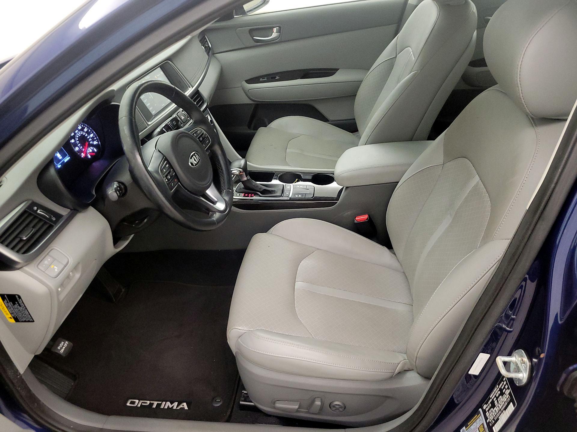 Thumbnail: 2016 Kia Optima - 11