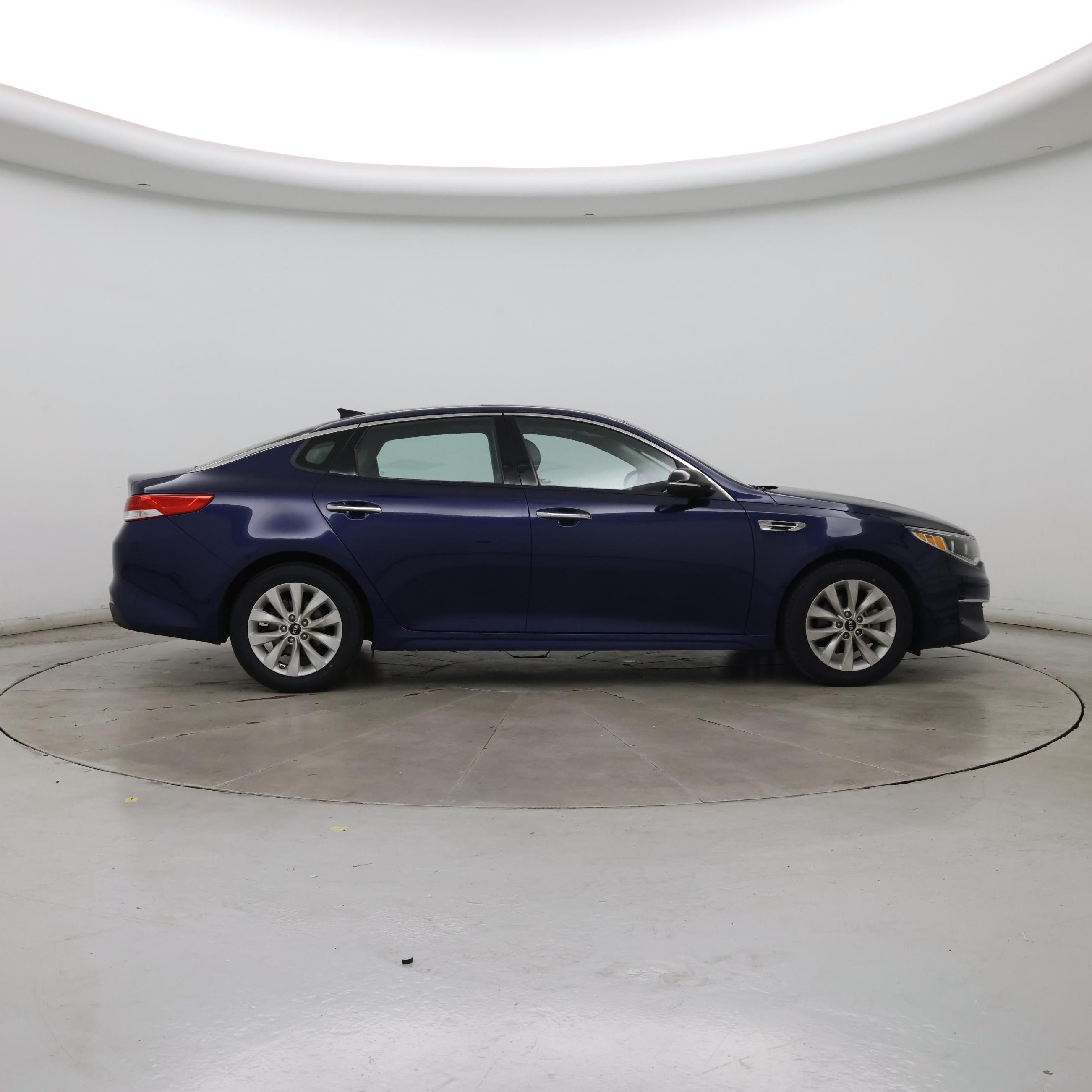 Thumbnail: 2016 Kia Optima - 7