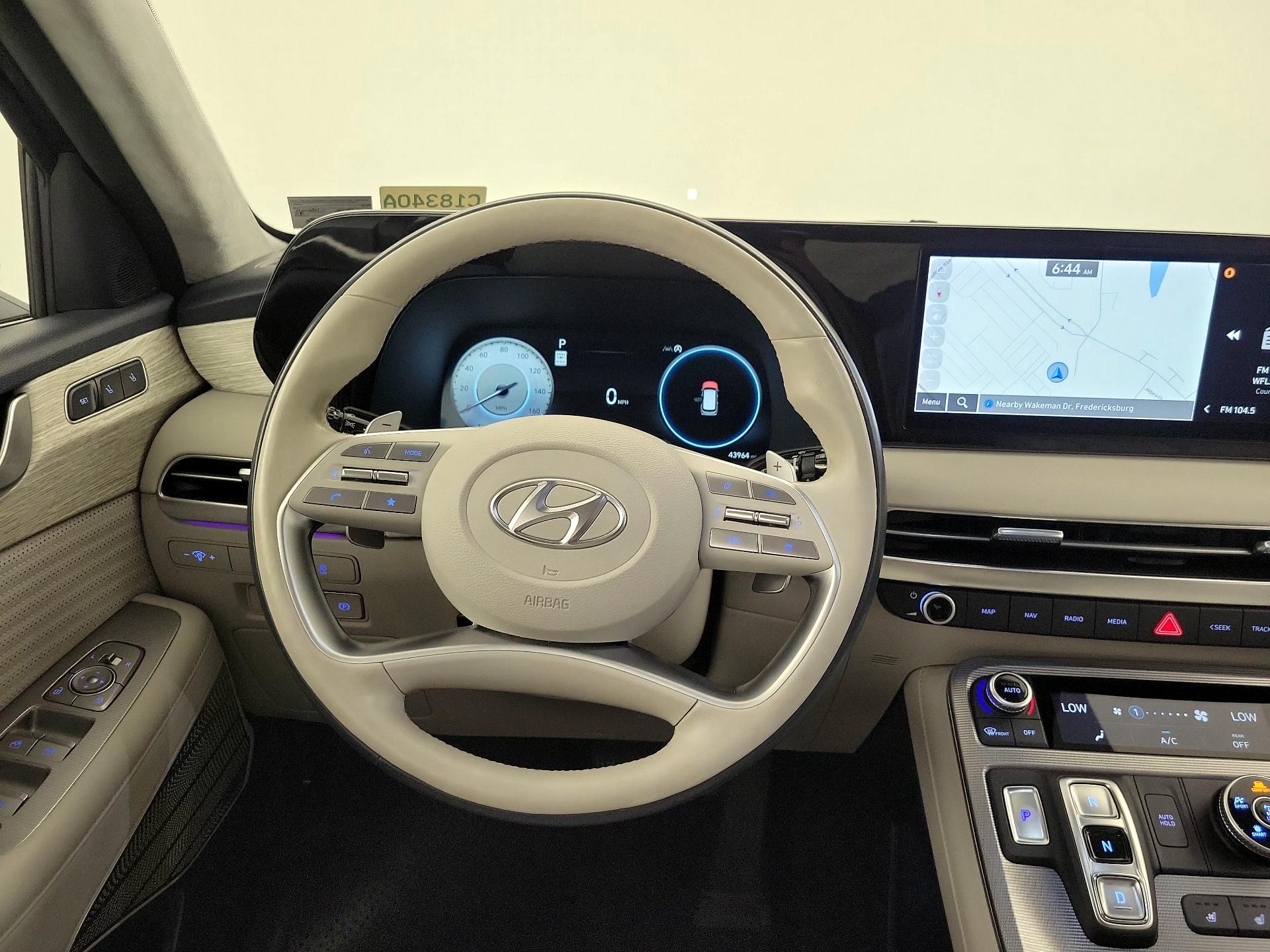 Thumbnail: 2023 Hyundai Palisade - 10