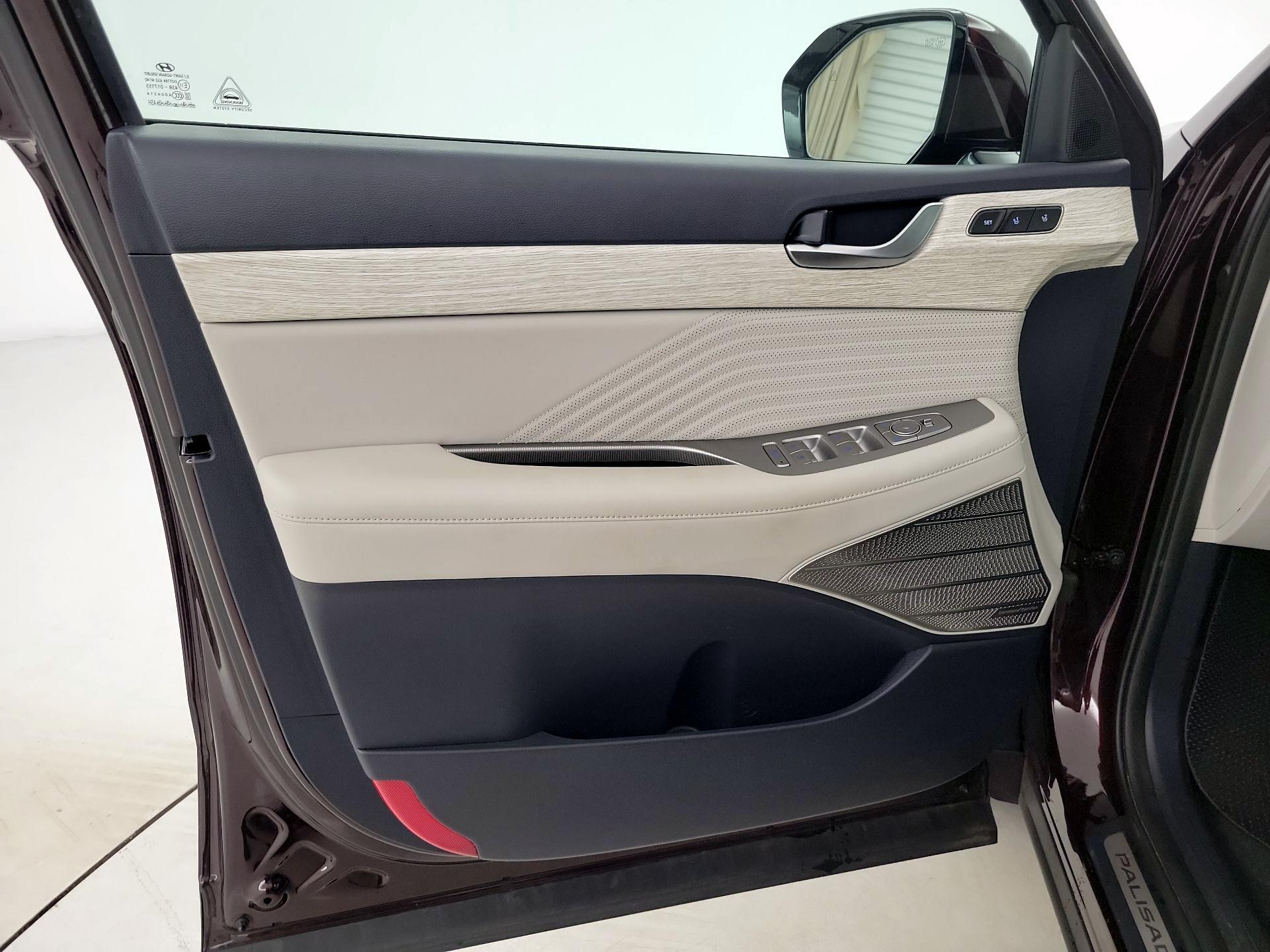 Thumbnail: 2023 Hyundai Palisade - 12
