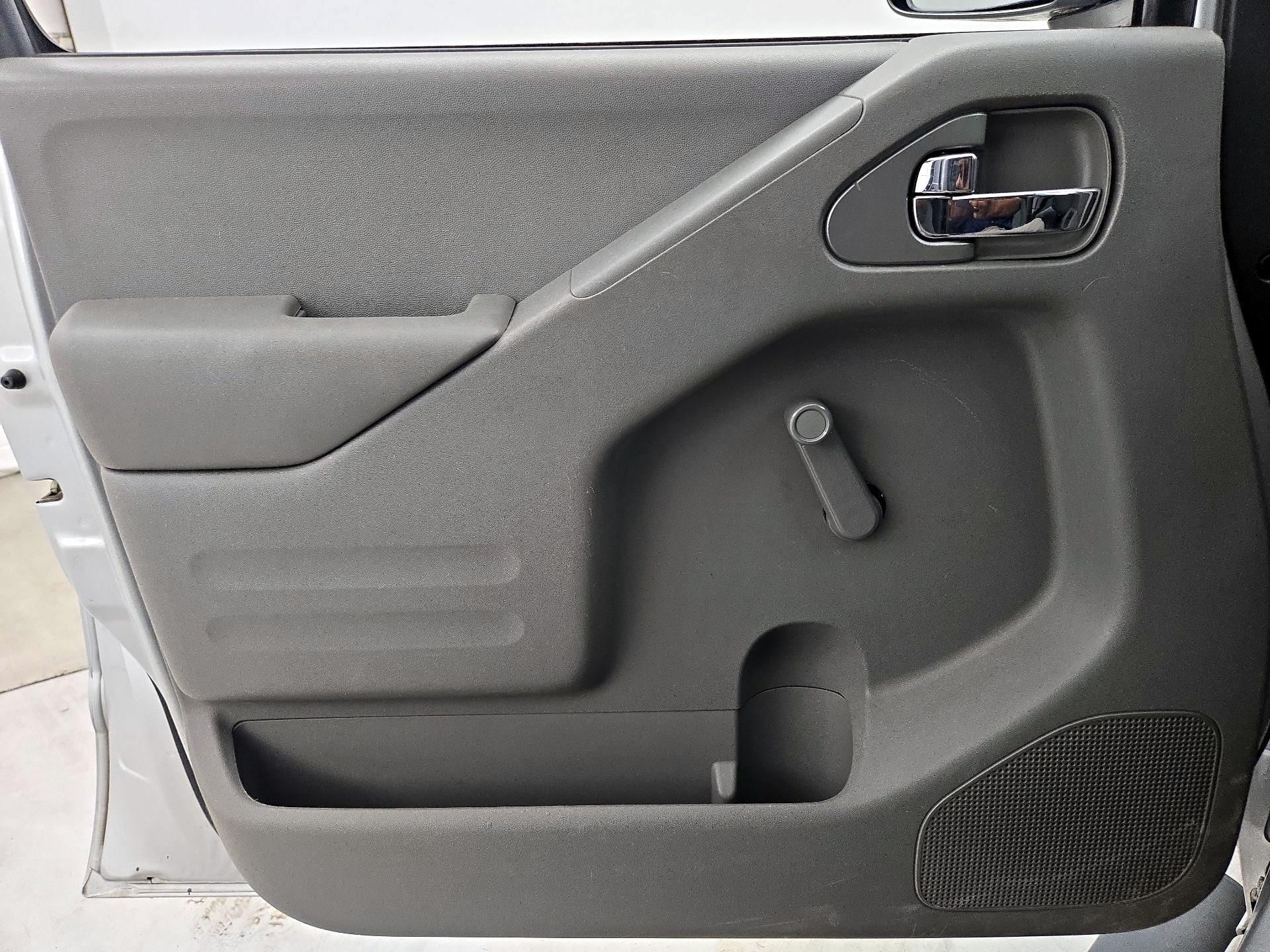 Thumbnail: 2015 Nissan Frontier - 12
