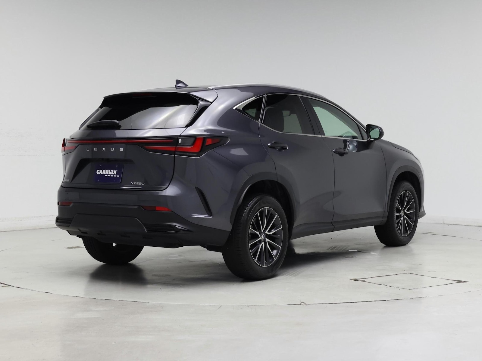 2024 Lexus NX 250 - Photo 9