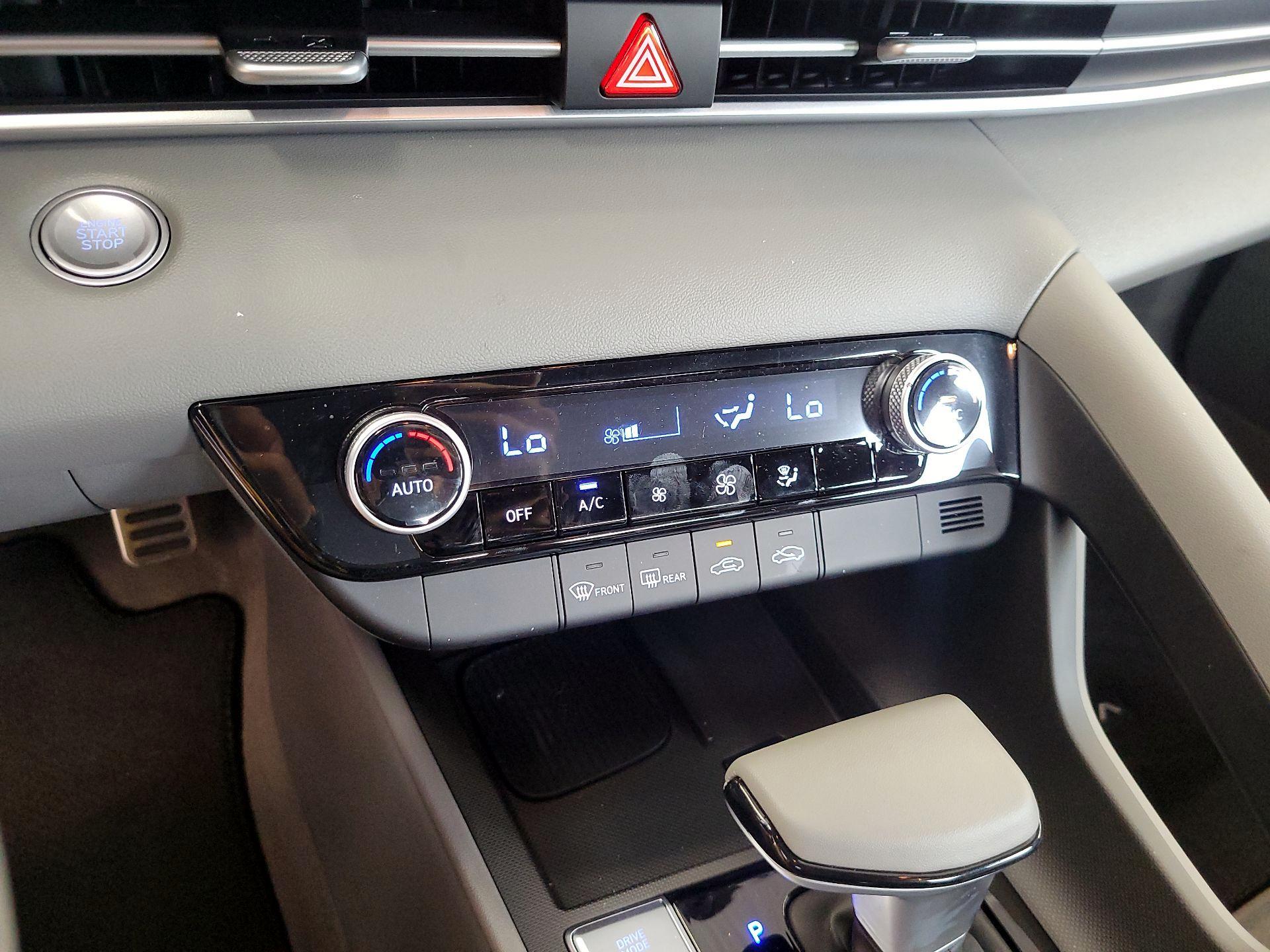 Thumbnail: 2026 Hyundai Elantra - 16