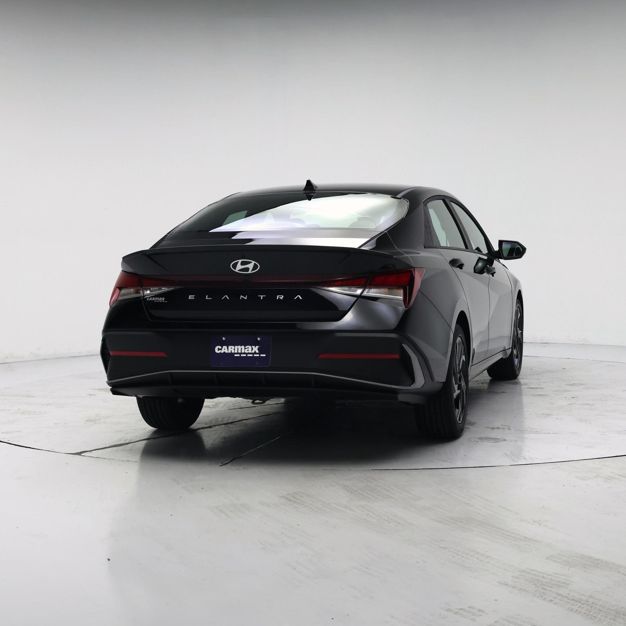 Thumbnail: 2026 Hyundai Elantra - 8