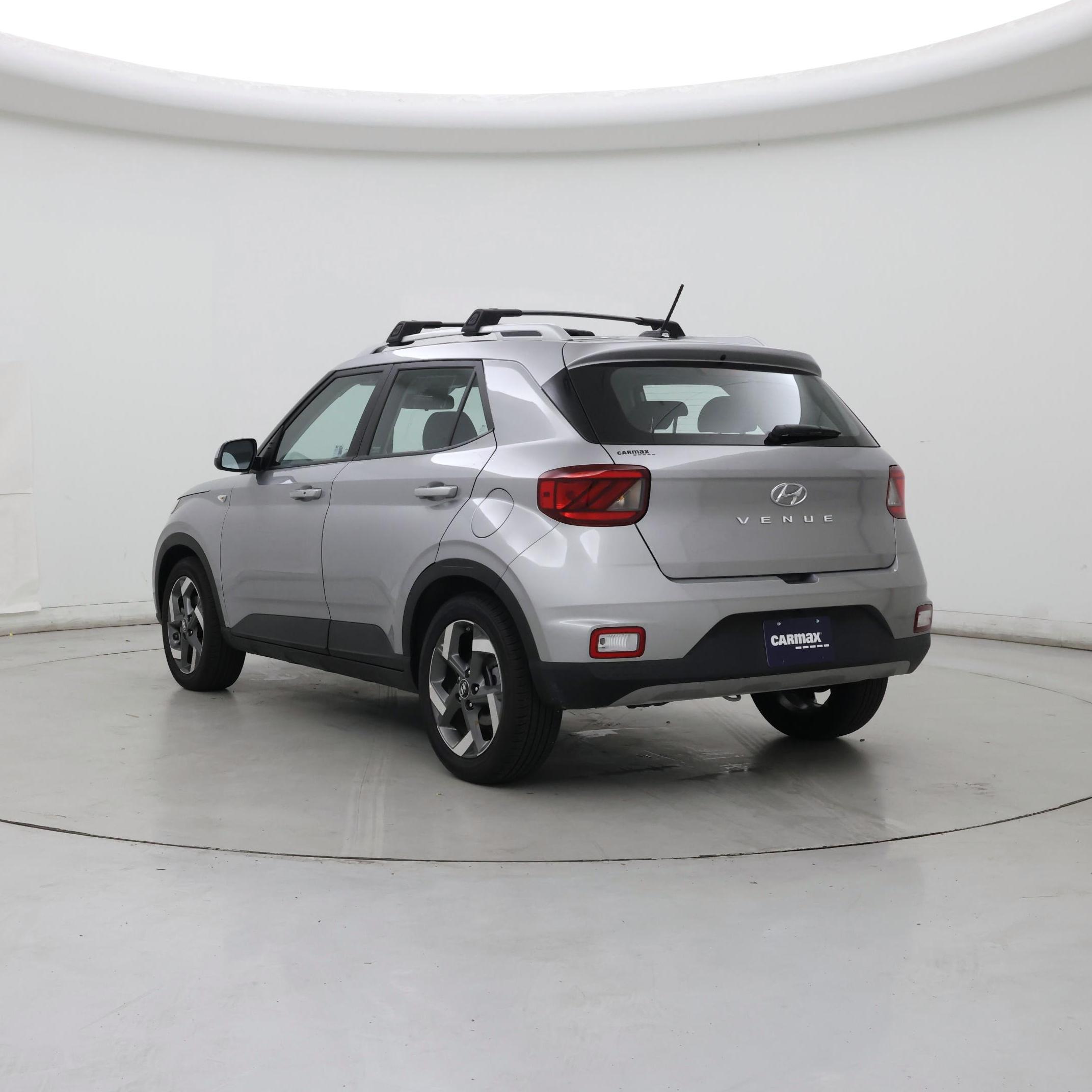 Thumbnail: 2025 Hyundai Venue - 2
