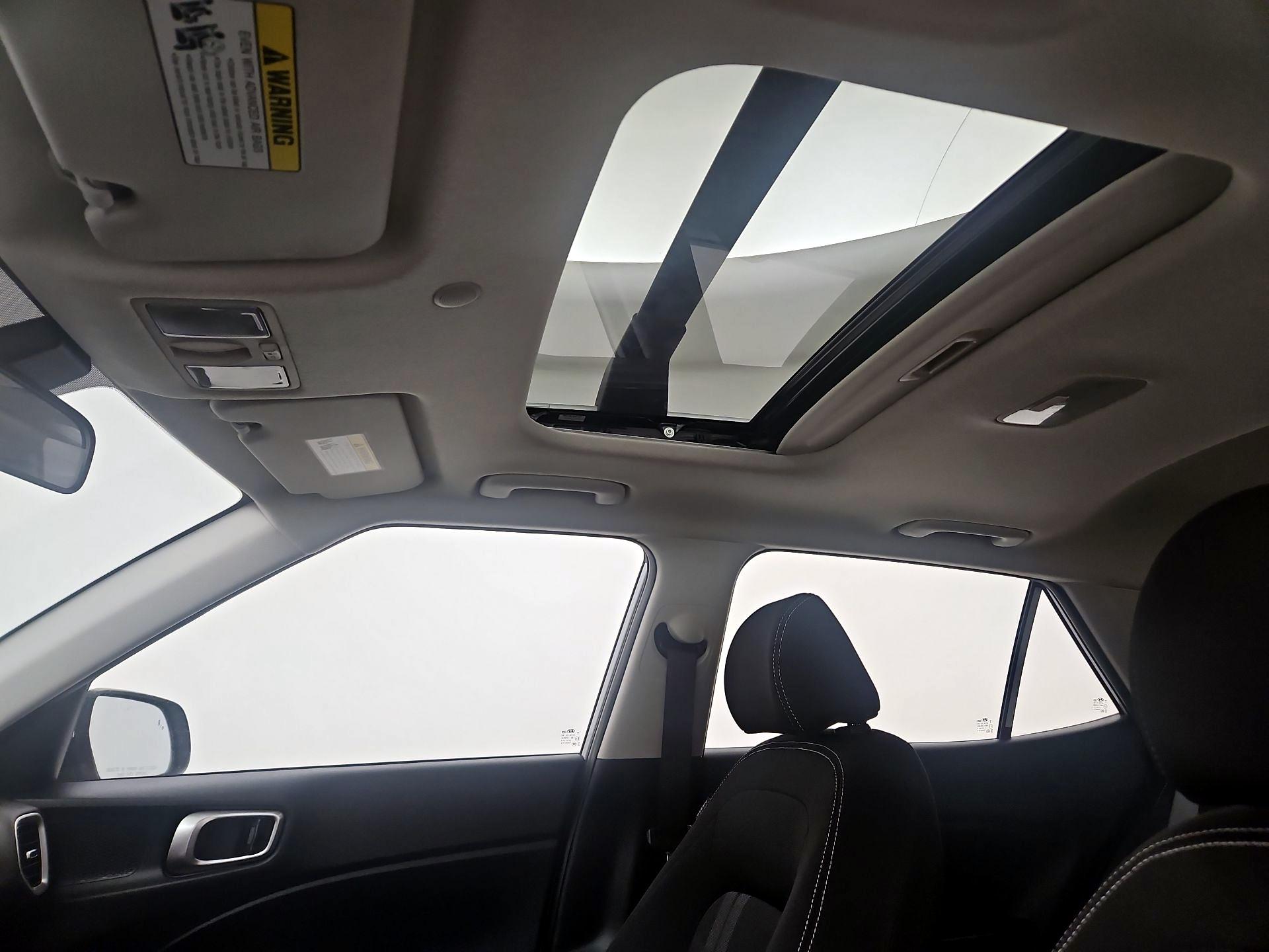 Thumbnail: 2025 Hyundai Venue - 19