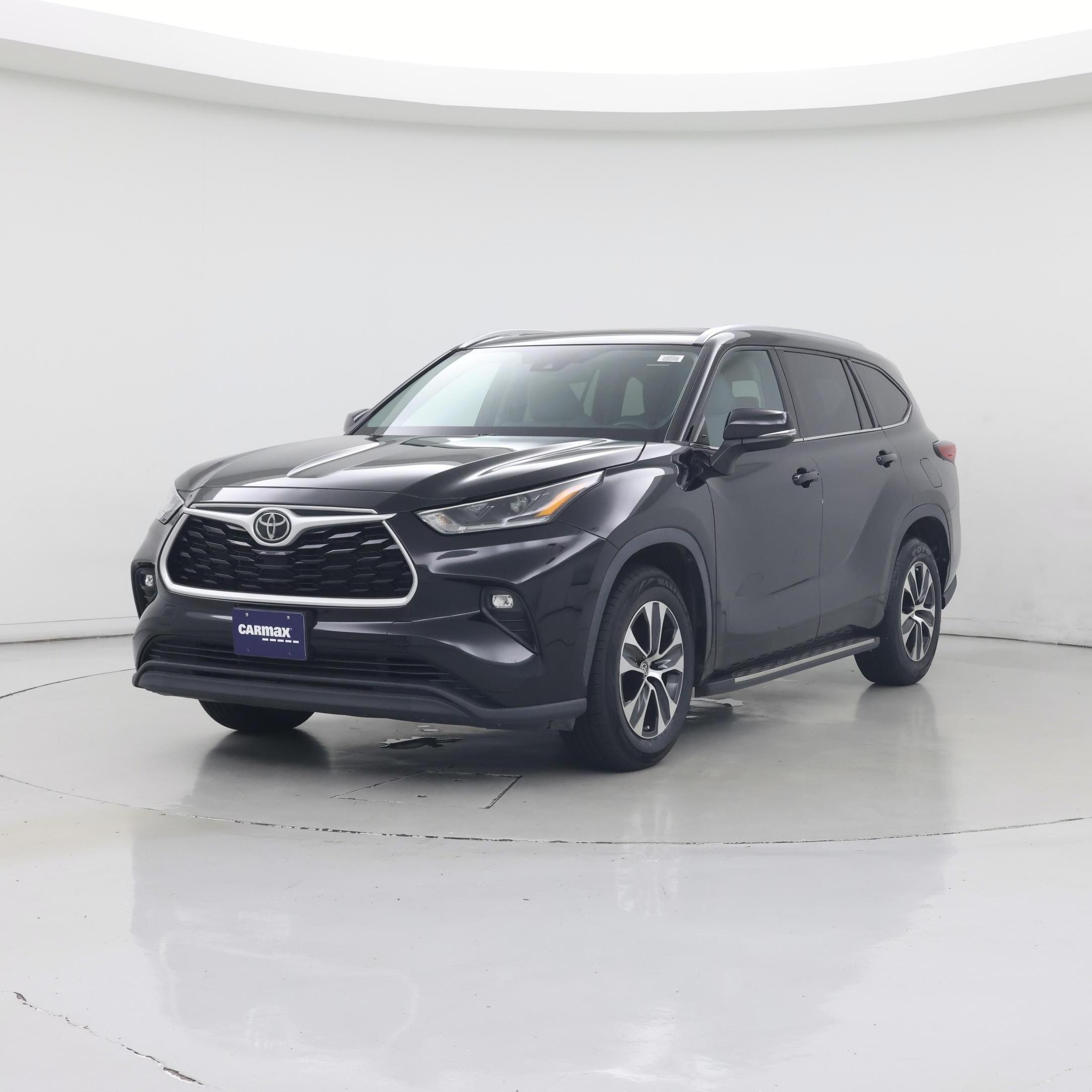 Thumbnail: 2021 Toyota Highlander - 4