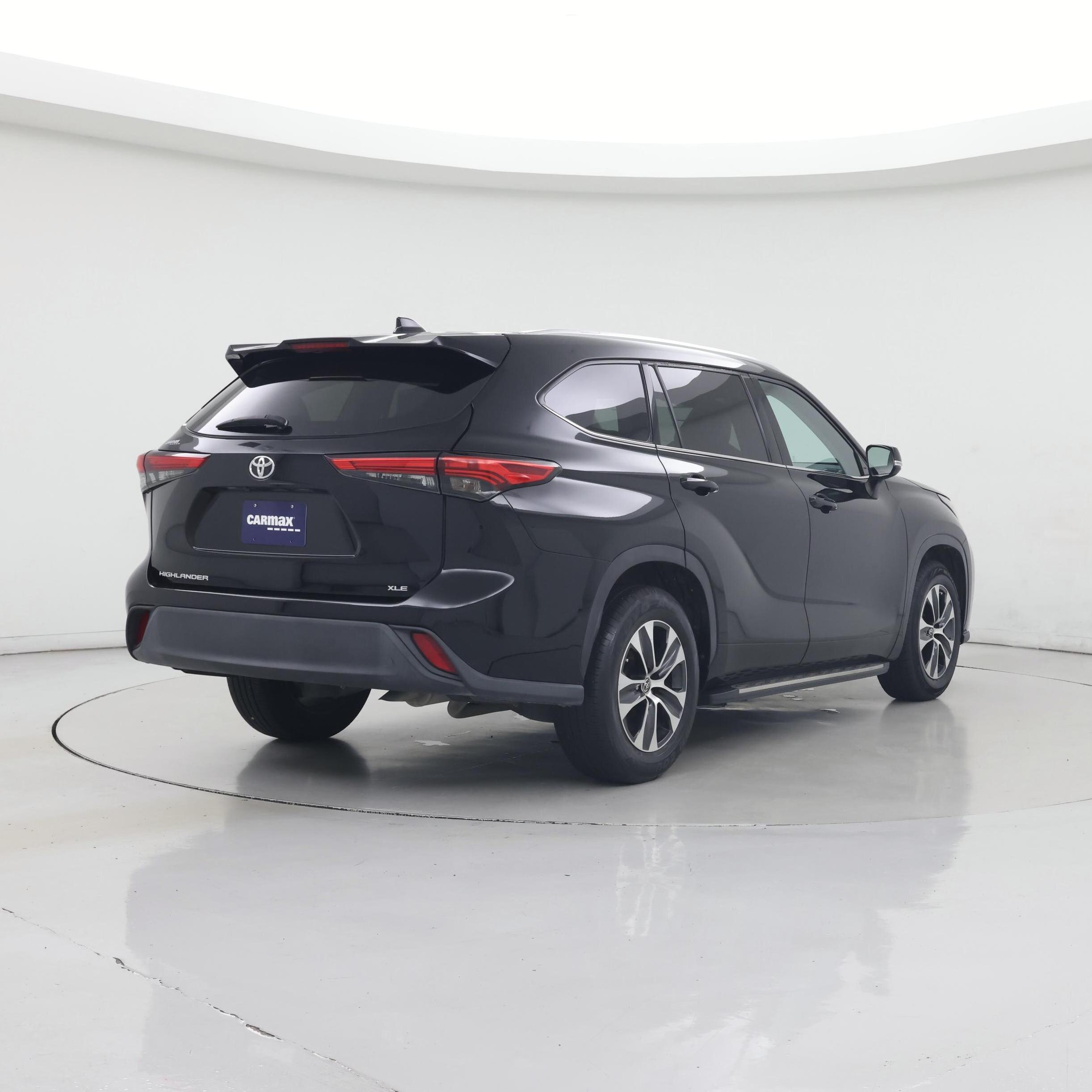 Thumbnail: 2021 Toyota Highlander - 8
