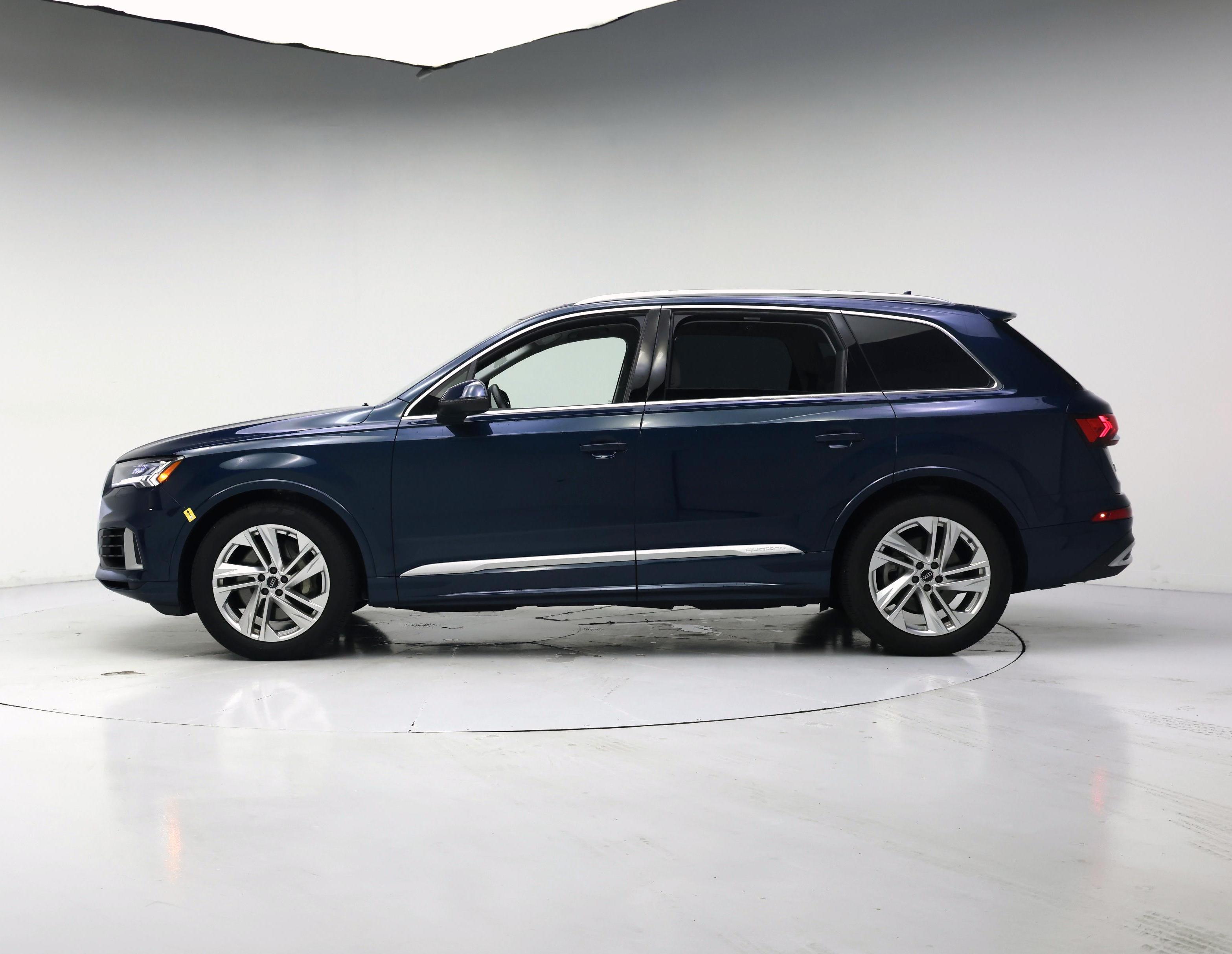 Thumbnail: 2021 Audi Q7 - 3