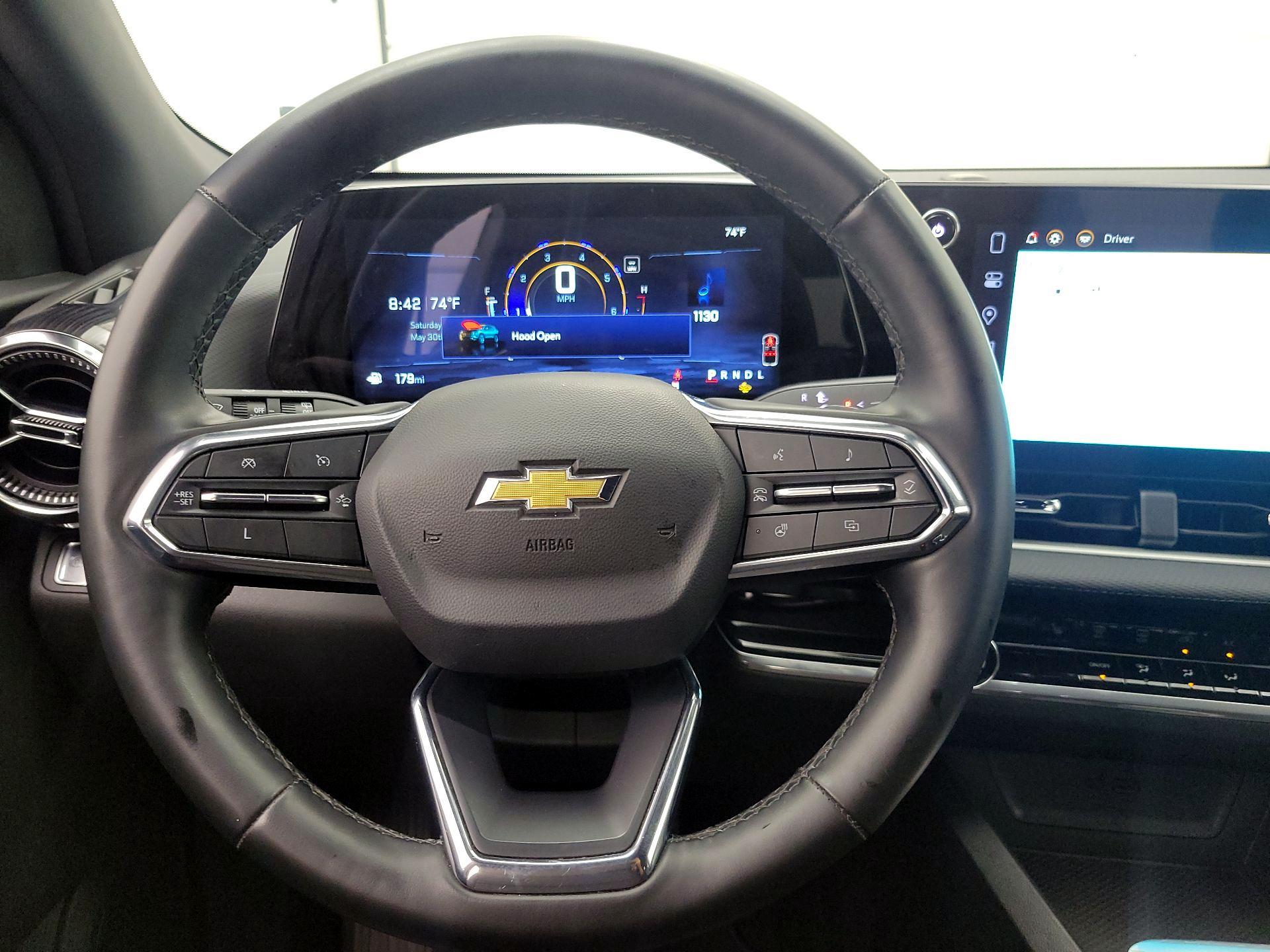 Thumbnail: 2025 Chevrolet Equinox - 10