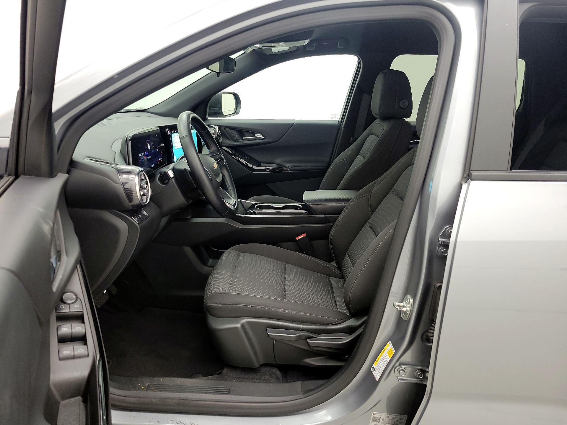 Thumbnail: 2025 Chevrolet Equinox - 11