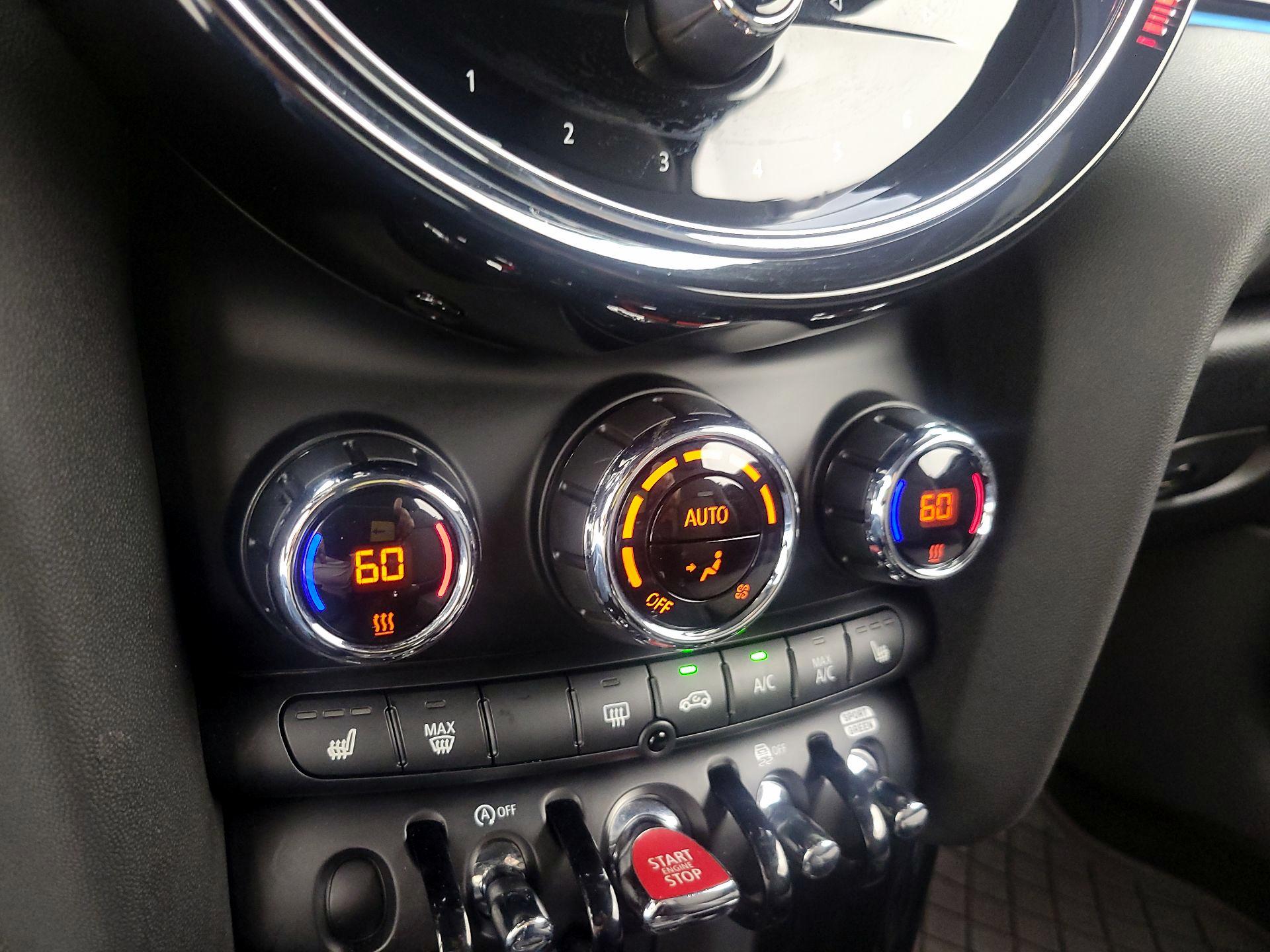 Thumbnail: 2023 MINI Cooper - 16